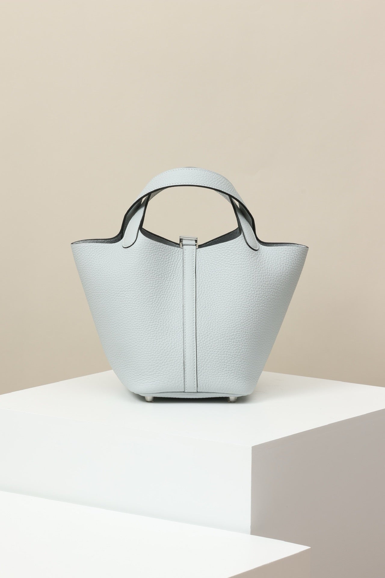 CL18 08 Holy Grail Blue PHW #4055