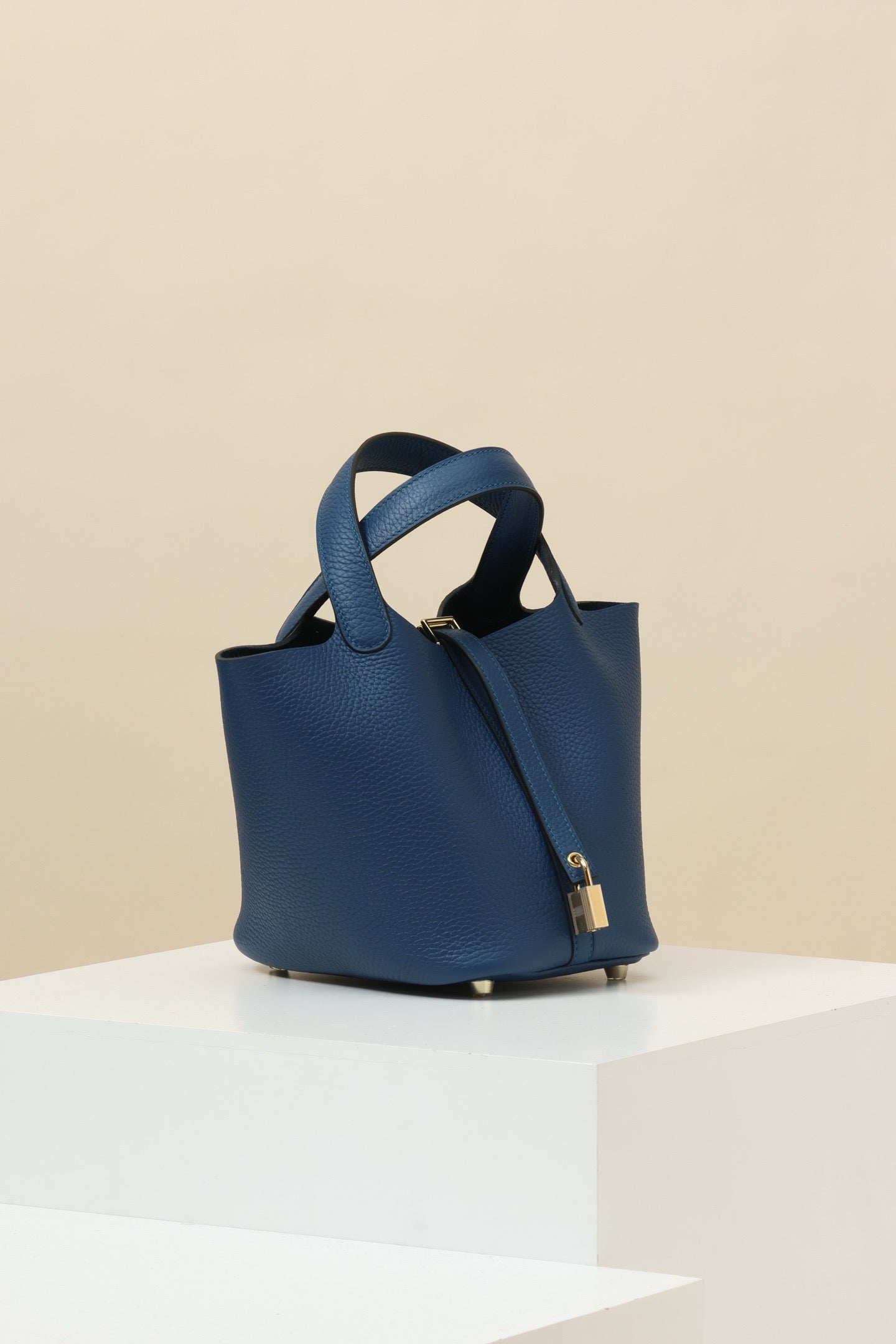 CL18 P5 Tie-Dye Blue GHW #4113