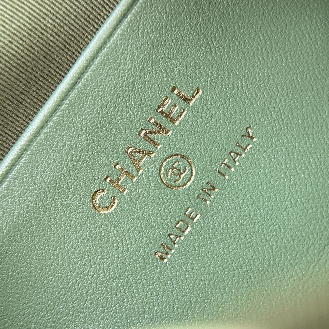 24c #3044