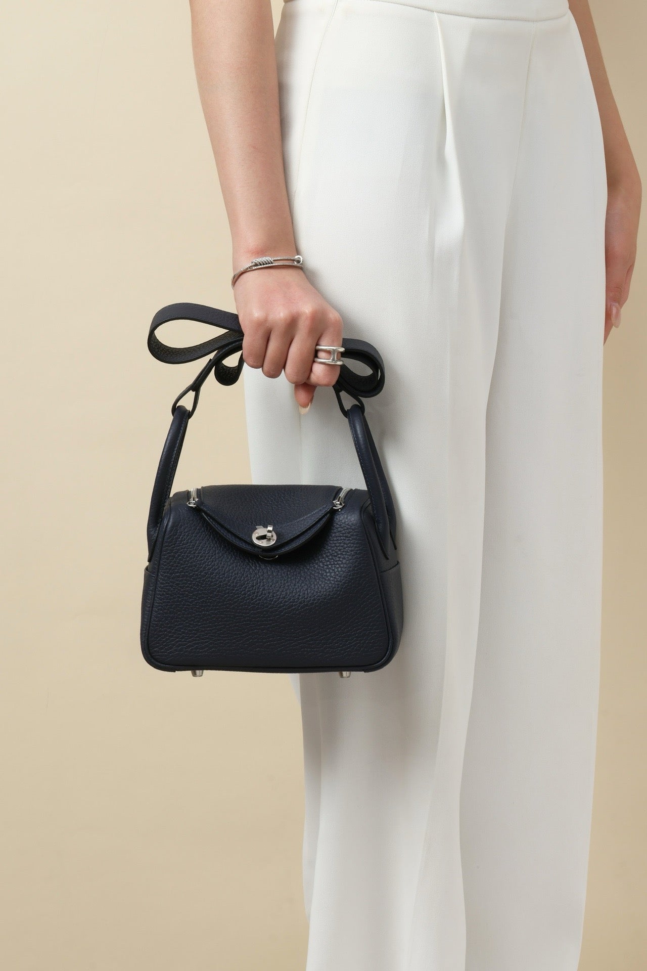 LD19 , 2Z Midnight Blue PHW #4569