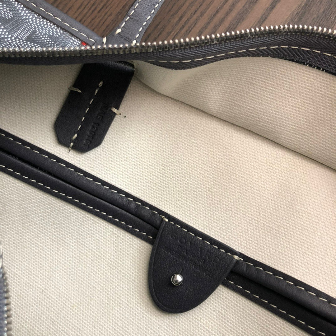 Artois MM Bag #691