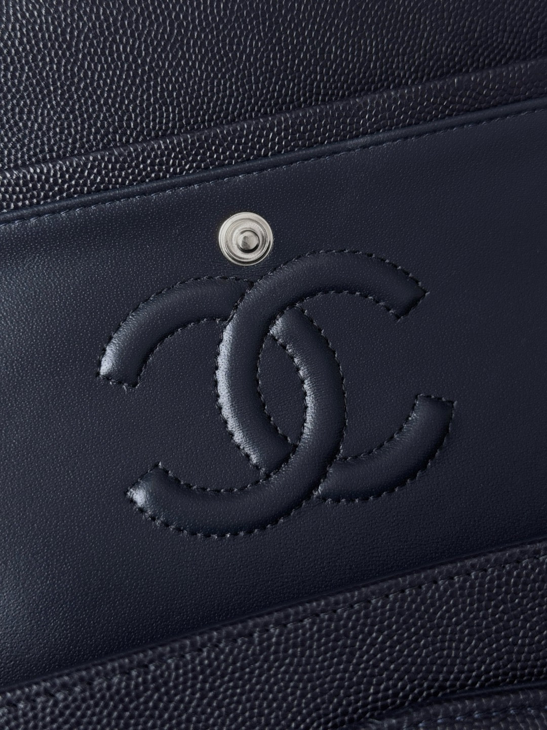 Cf23 Silver Hardware, Caviar # 4230