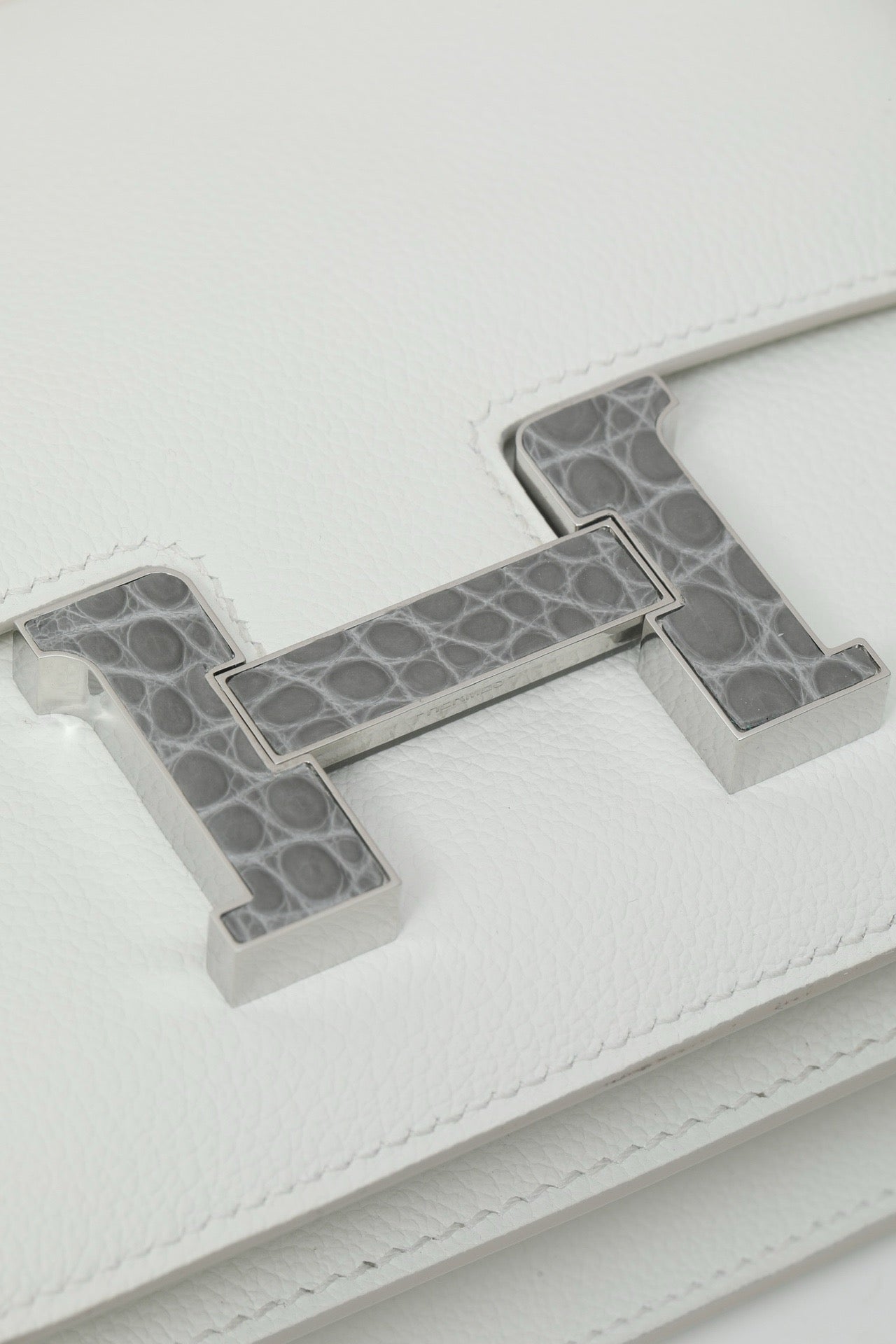 CJG19, OU New White / 8L Cement Grey,  EVE leather with shiny #4387