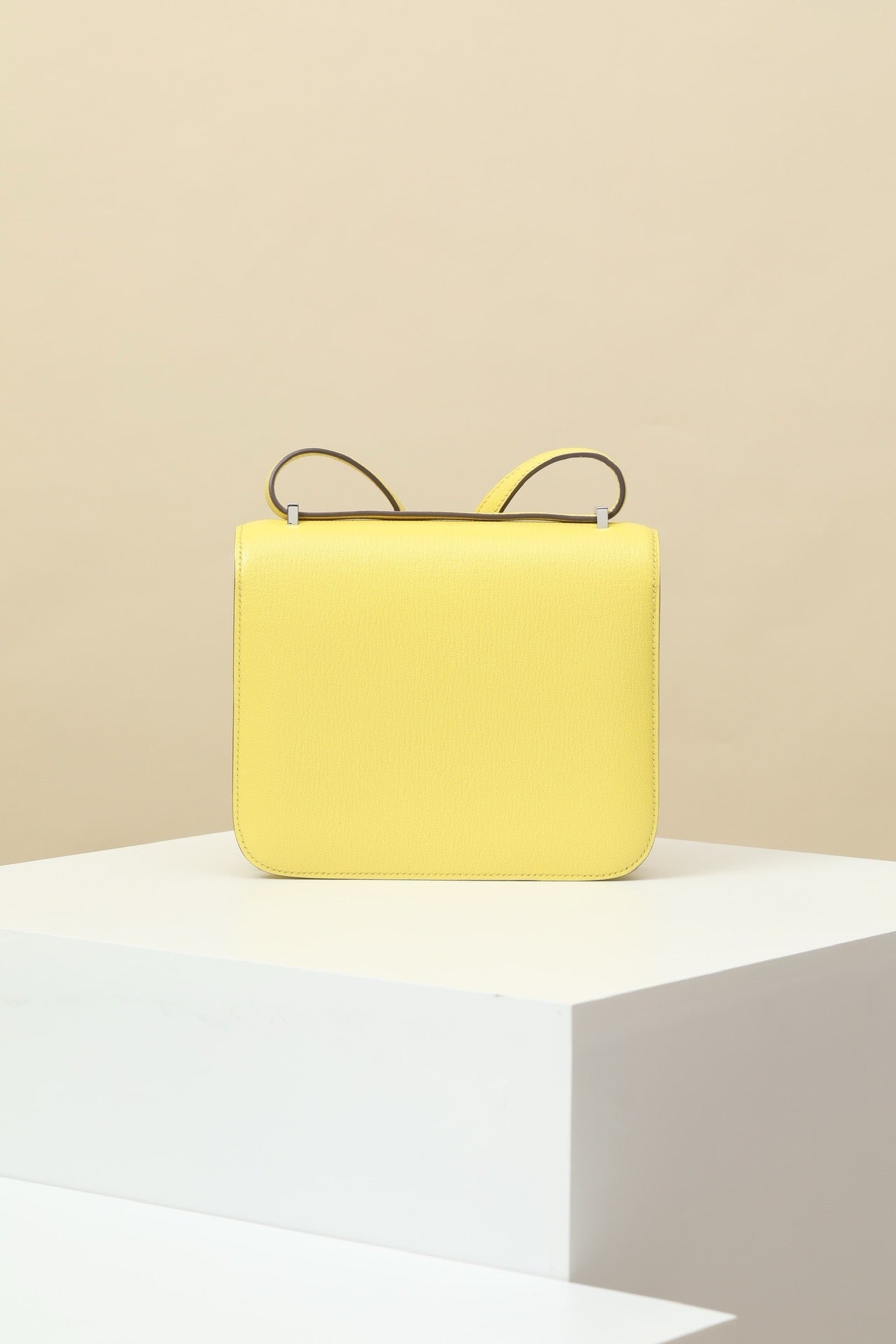 CJ19 19 cm,  9R Lemon Yellow PHW #4350