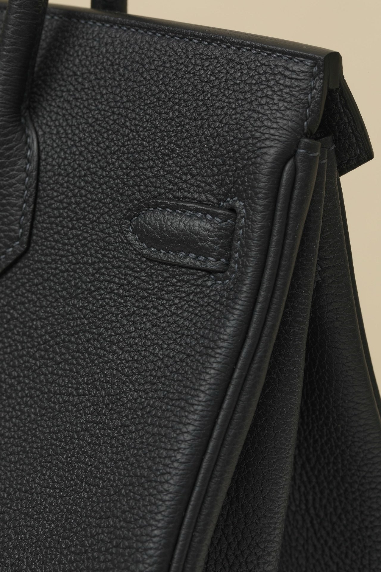 BK25 Black Tweed #3861