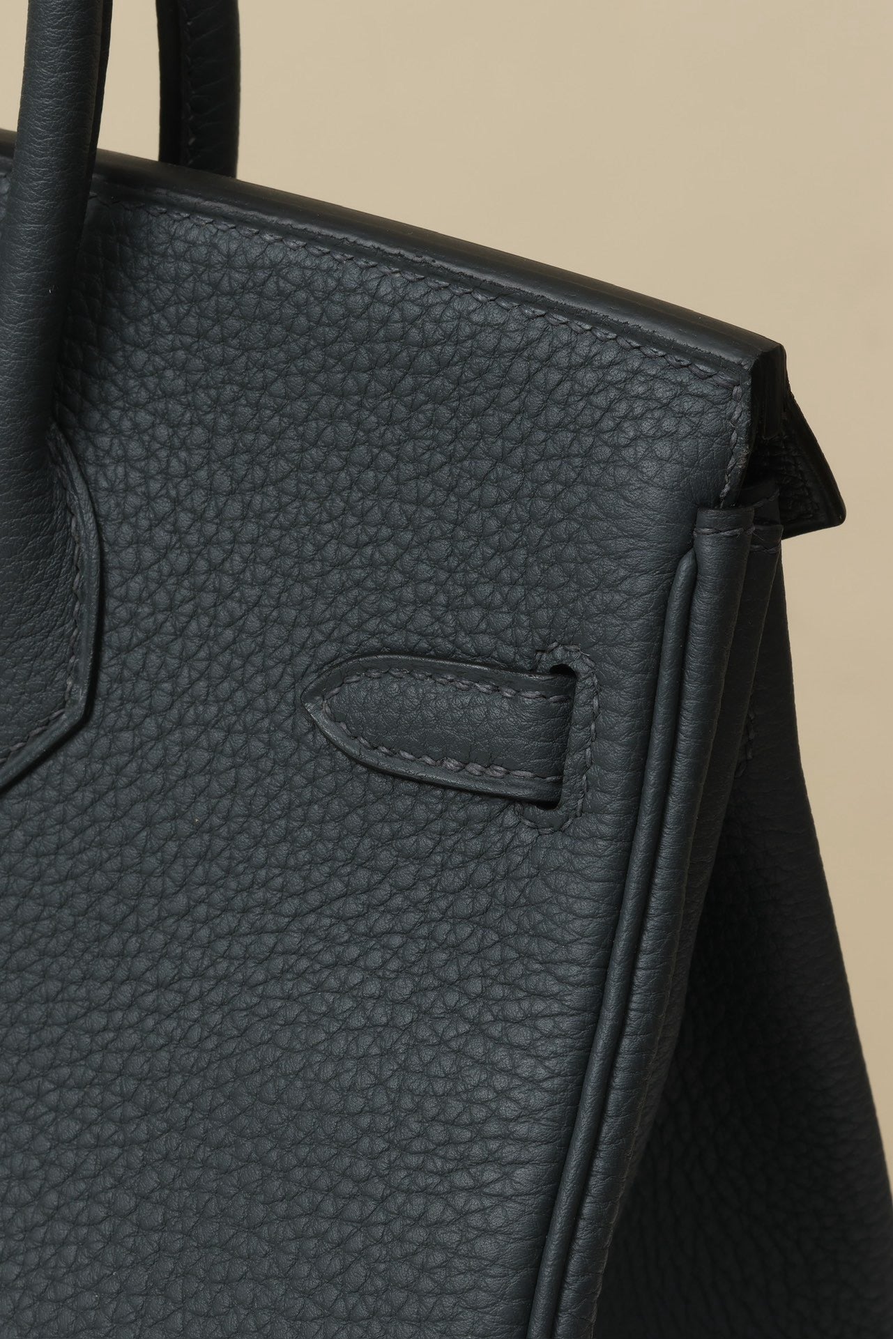 BK25 Smog Gray # 3868