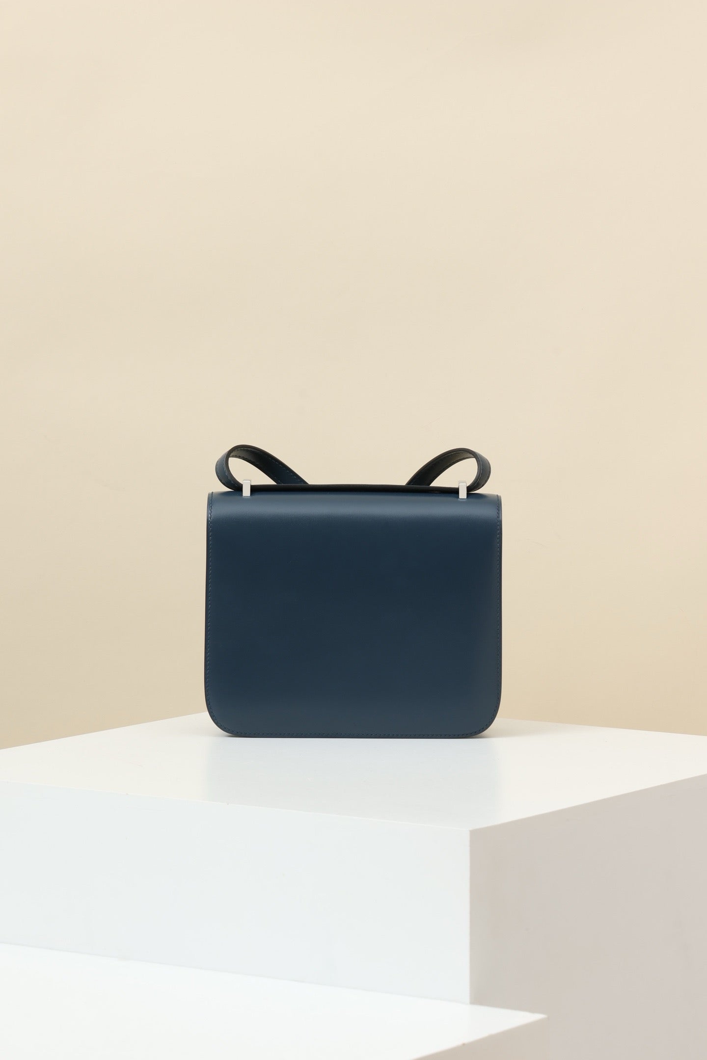 CJ19 19 cm ,   Prussian Blue Box leather PHW #4294