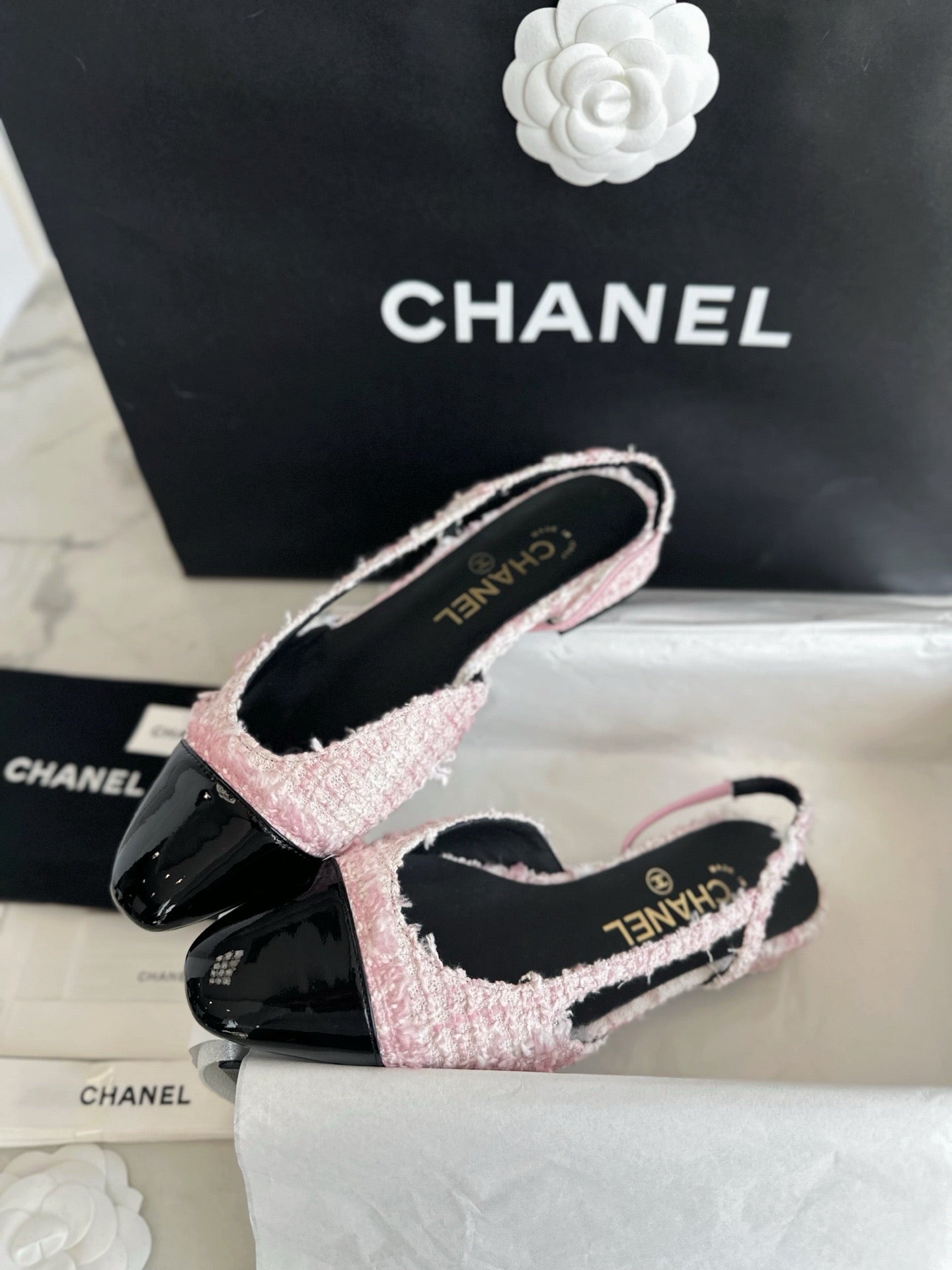 24s sandal #2468
