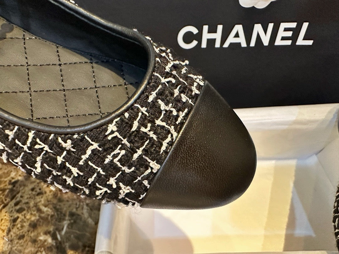24s Sandal #2845
