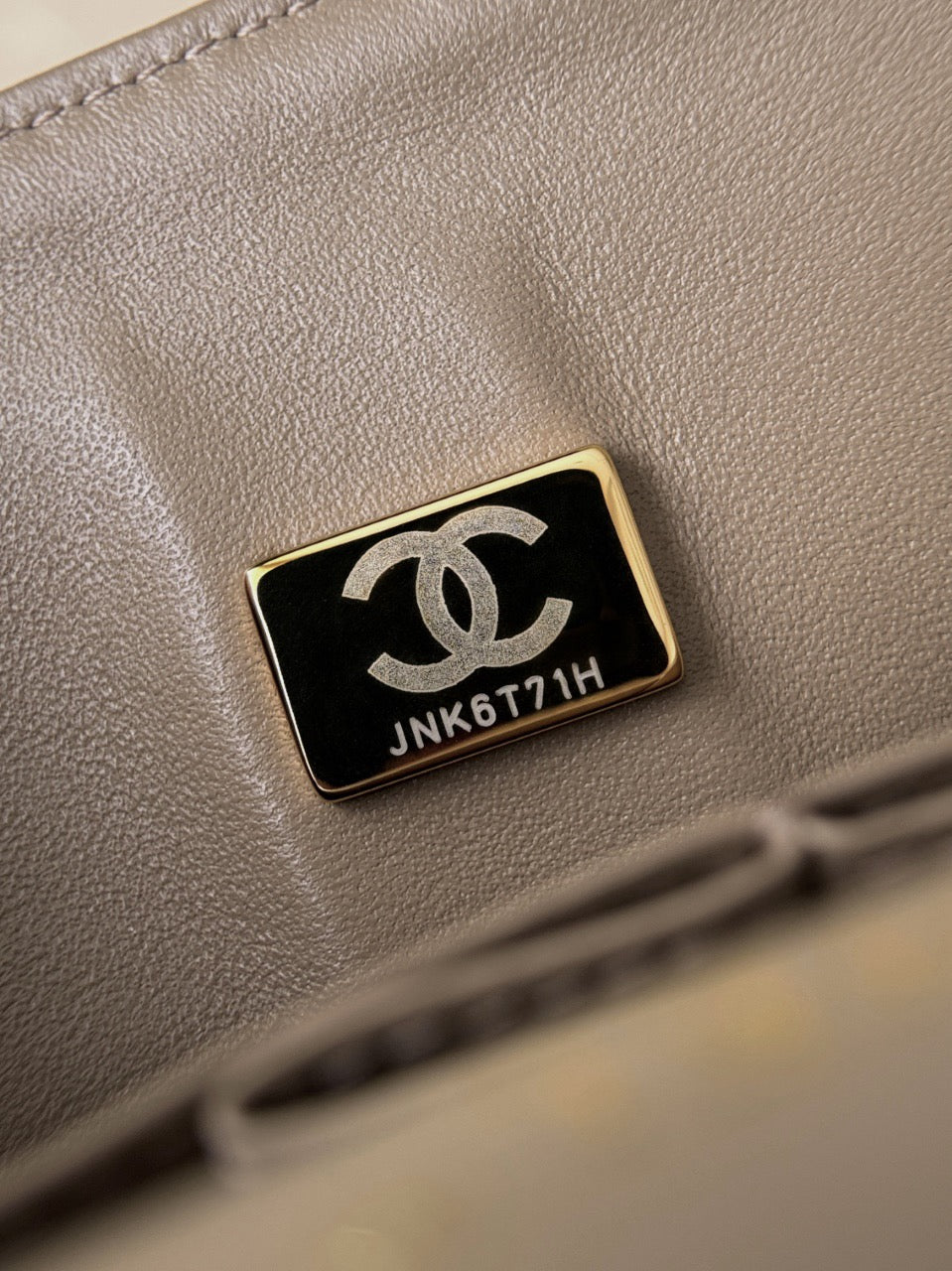 Cf25 Gold Hardware , Caviar # 4198