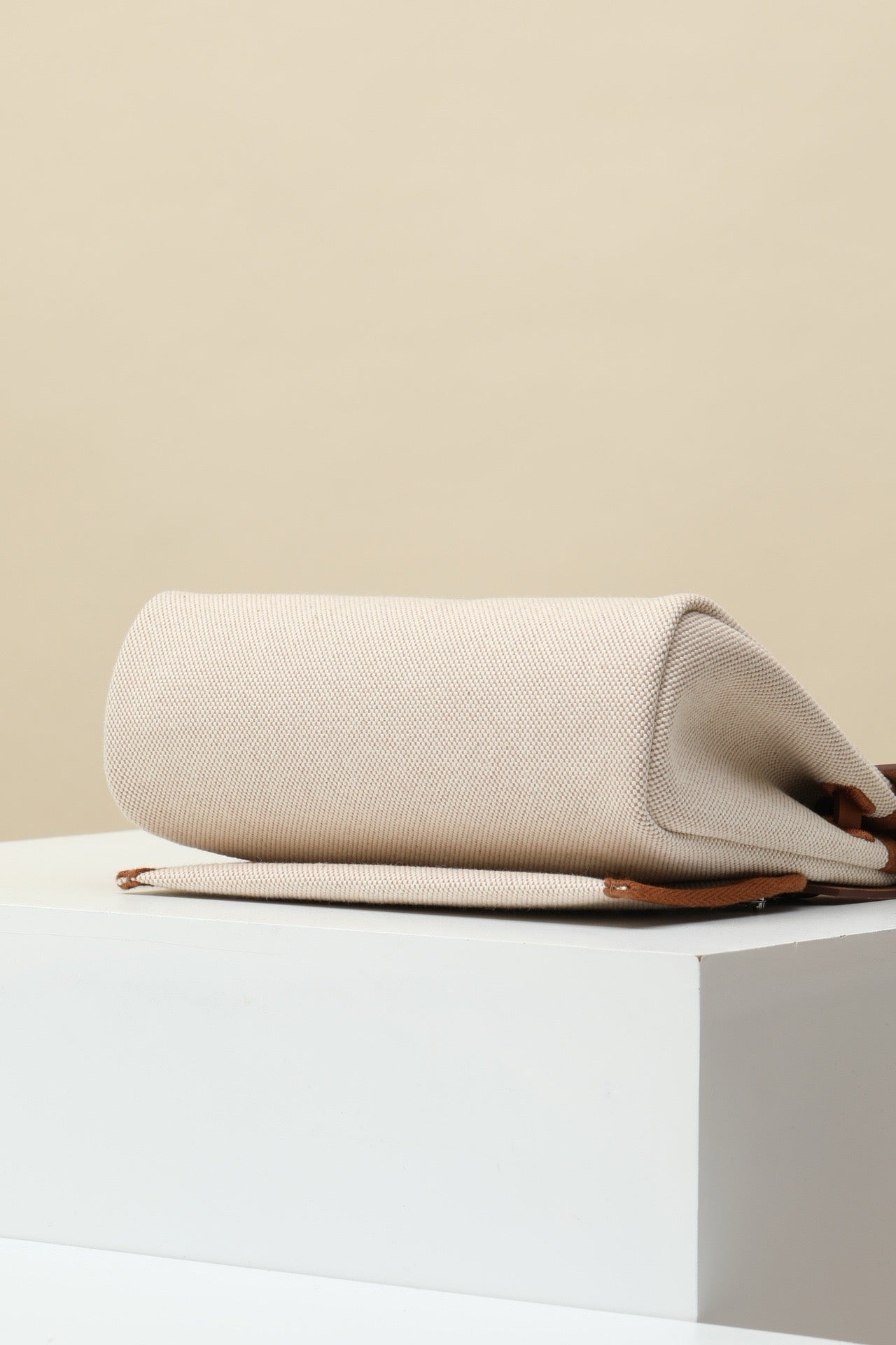 HB20 CK37 Gold H Viking Canvas and Hunter Leather Shoulder Bag GHW #4637