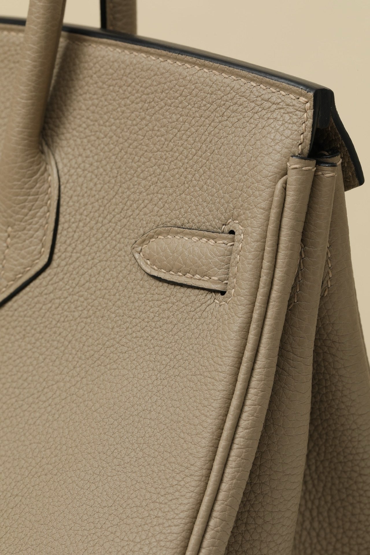 BK25 Dove Gray # 3874