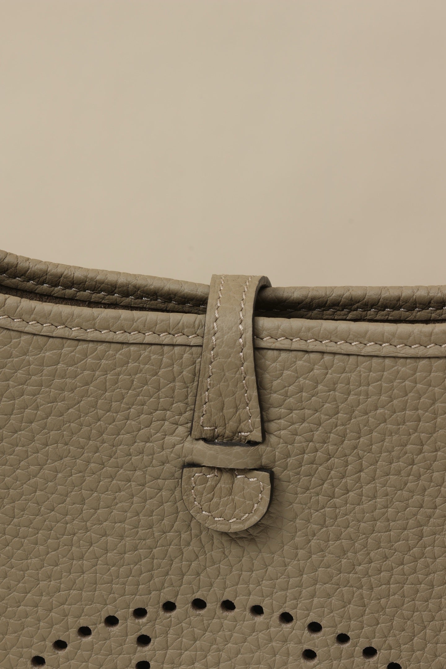 YF16 8Q Marfa Beige, Clemence bull leather crossbody bag  , GHW #4406