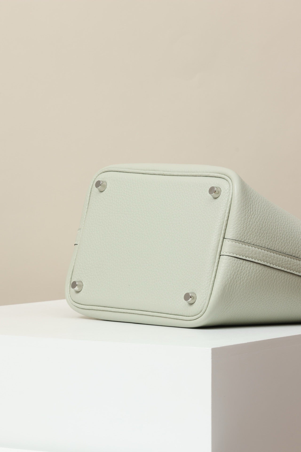 CL18 OW Crystal Gray PHW #4050