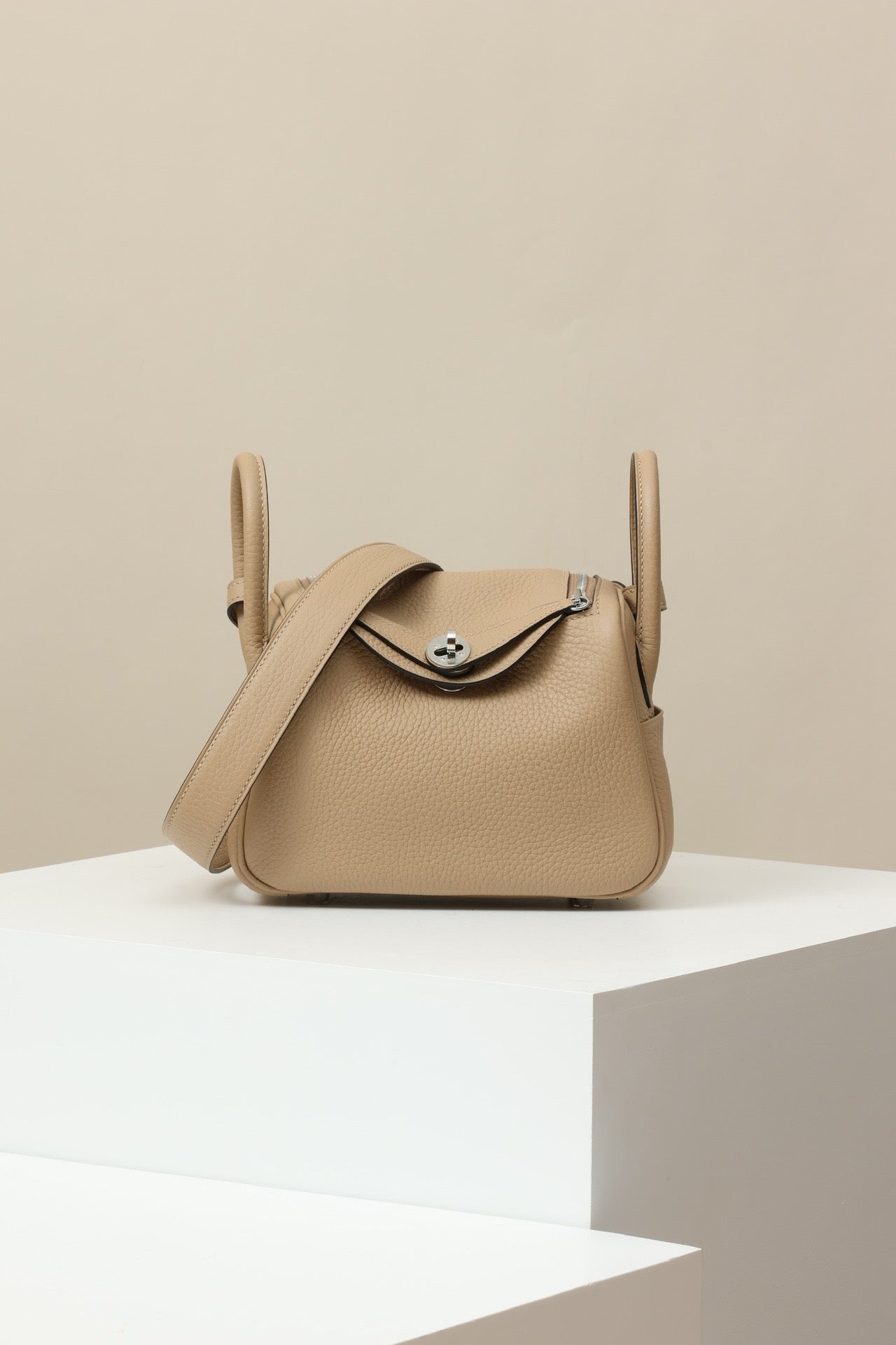 LD19 , Togo ,  S2 Trench PHW #4597