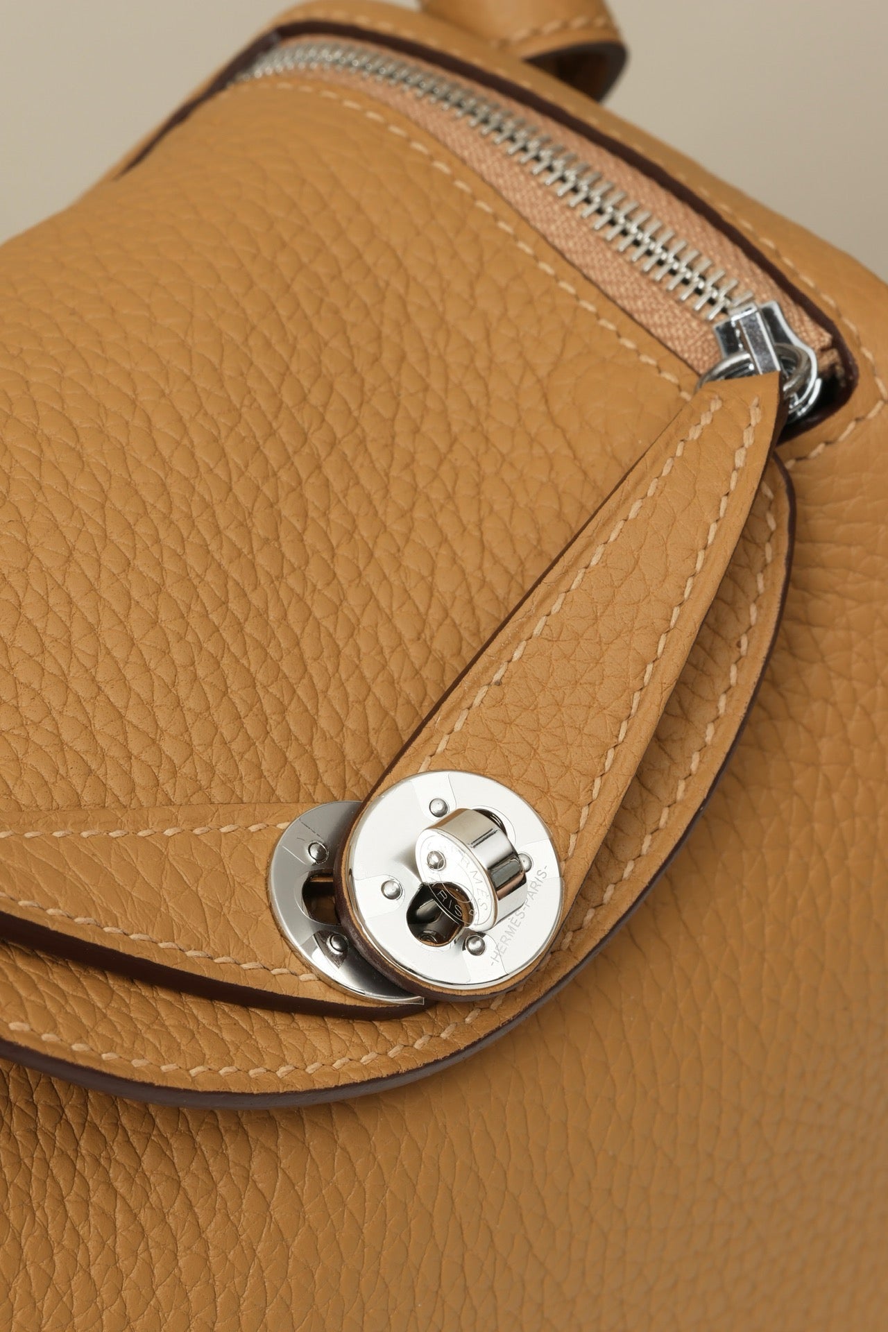 LD19 , Togo , 4B Biscuit PhW #4593