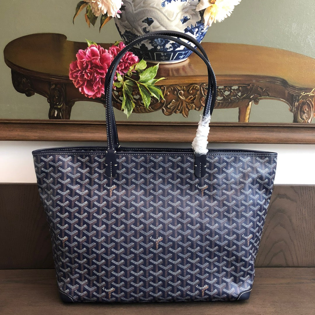 Artois MM Bag #681