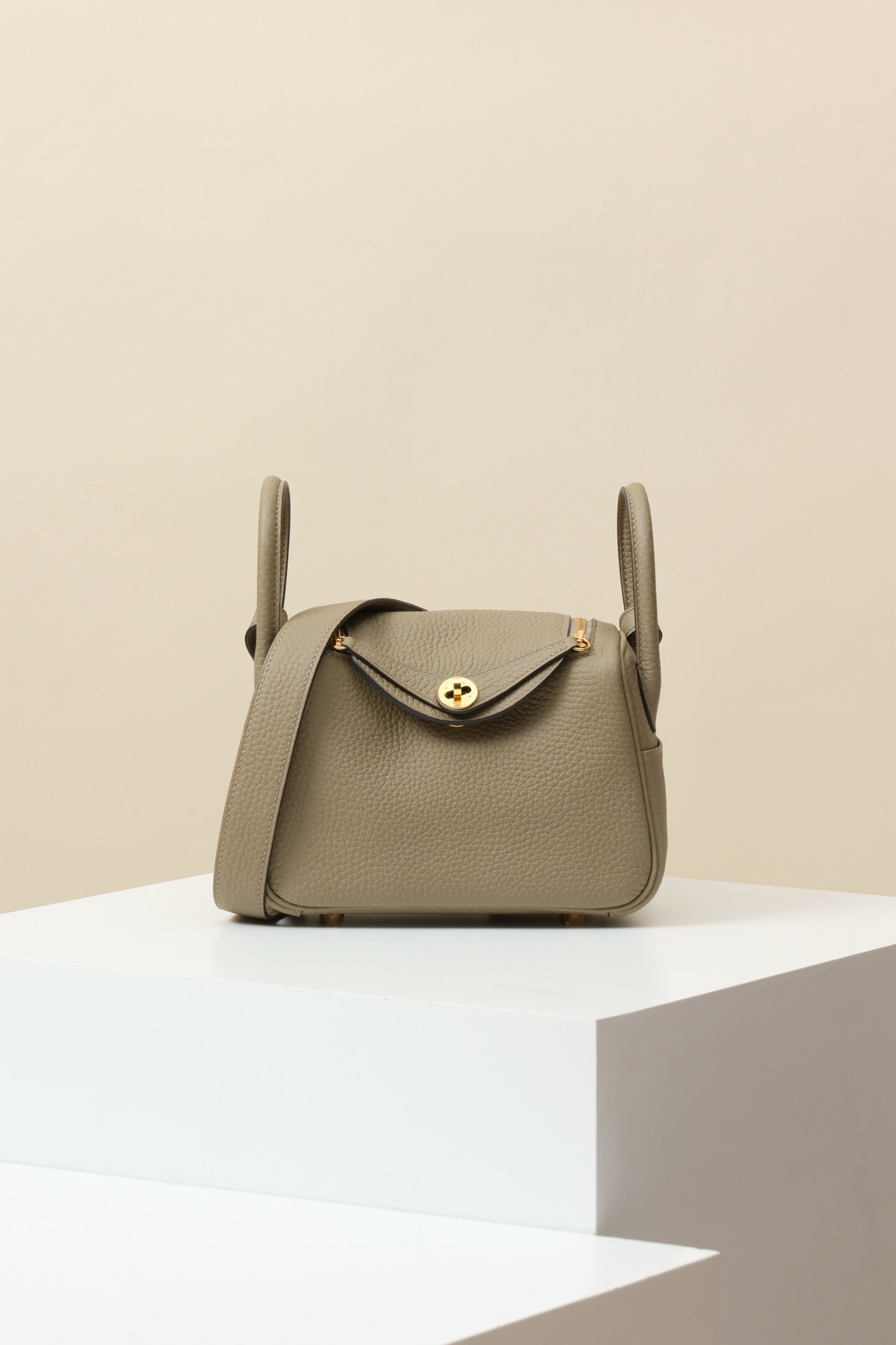 LD19 , Togo 8Q Malfa Beige GHW #4557