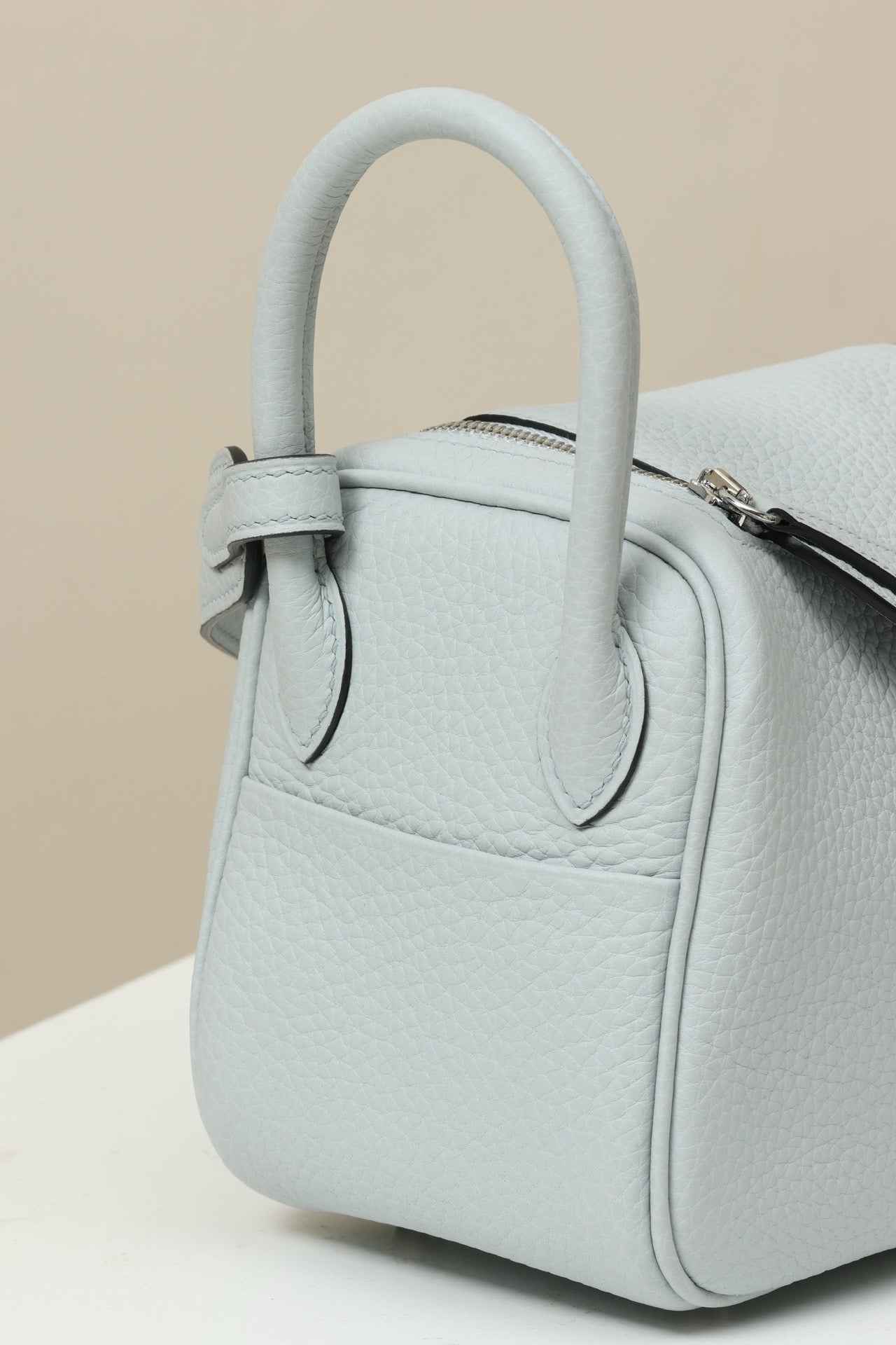 LD19 , Togo , 08 Bleu Sacre PHW #4611