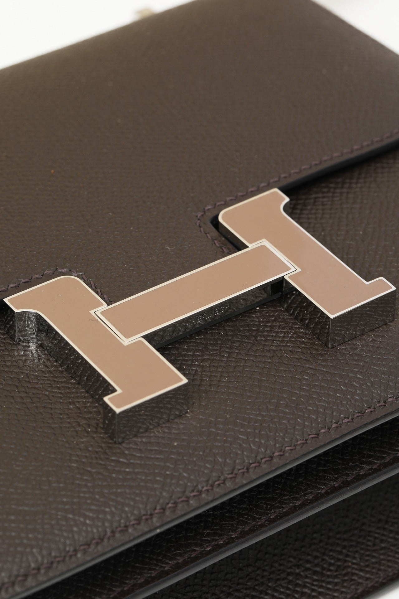 CJ19 19 cm , 4C Bark Brown Epsom leather Enamel Buckle #4338