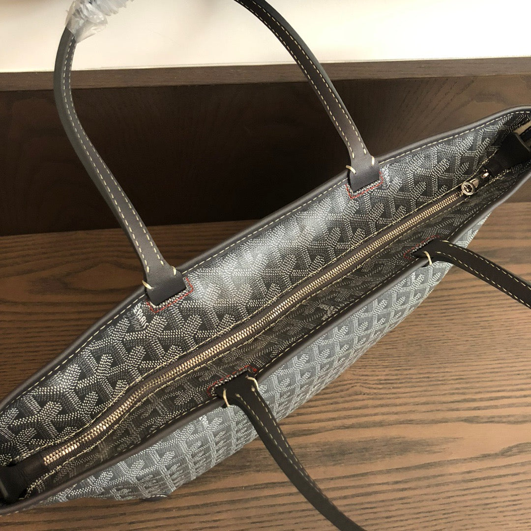 Artois MM Bag #691