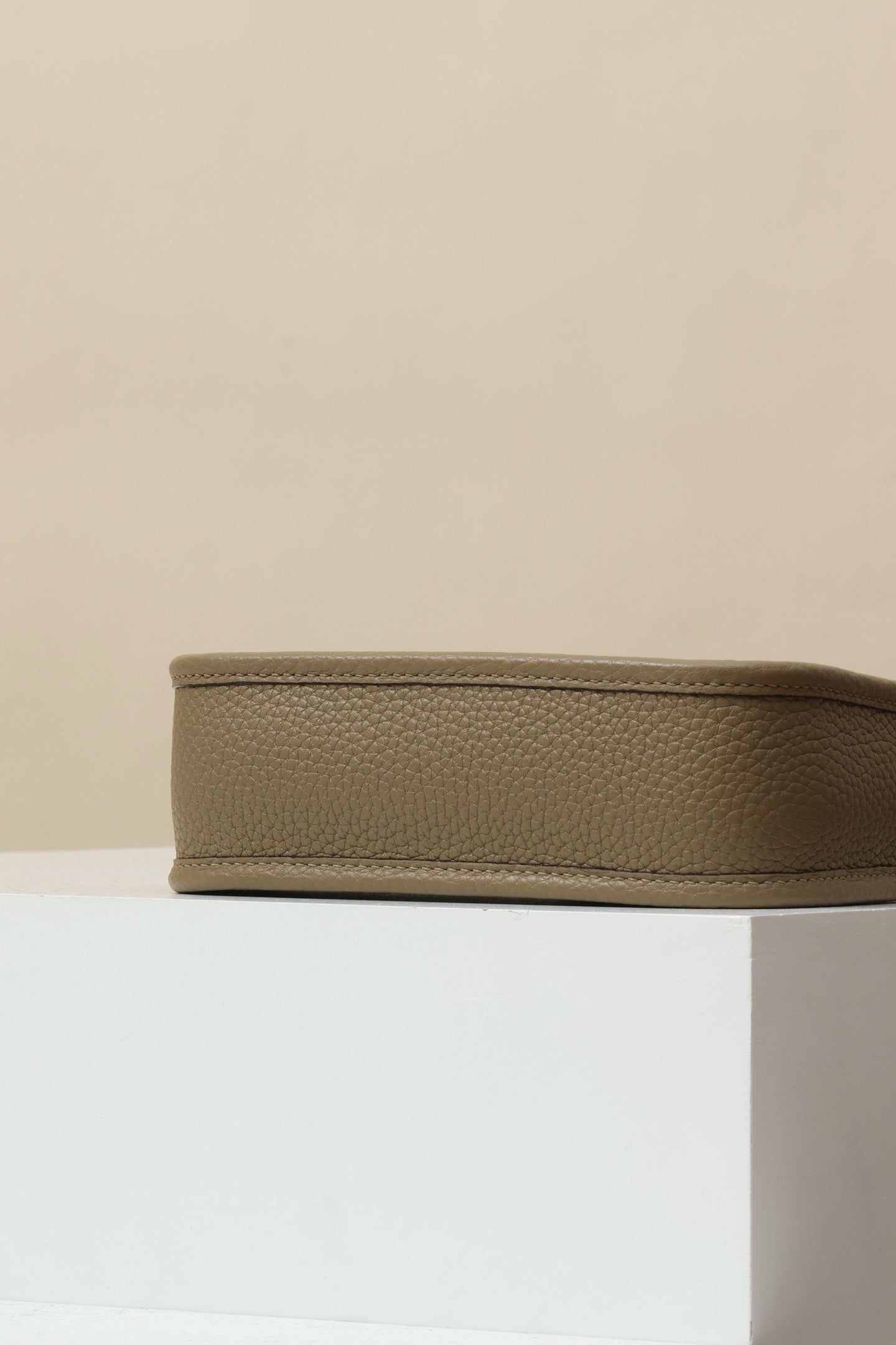 YF16 8Q Marfa Beige, Clemence bull leather crossbody bag  , GHW #4406