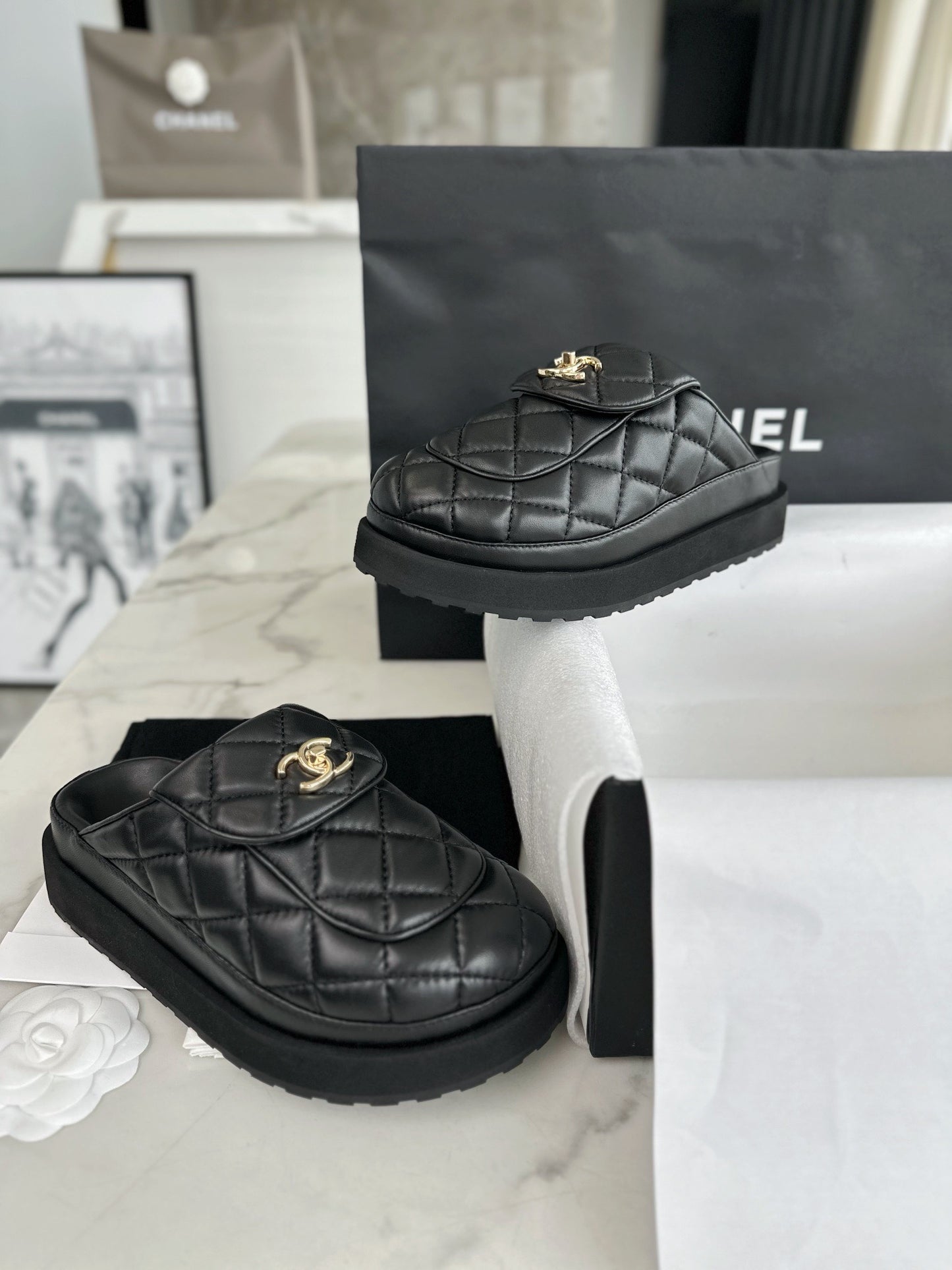 24s Sandal #369
