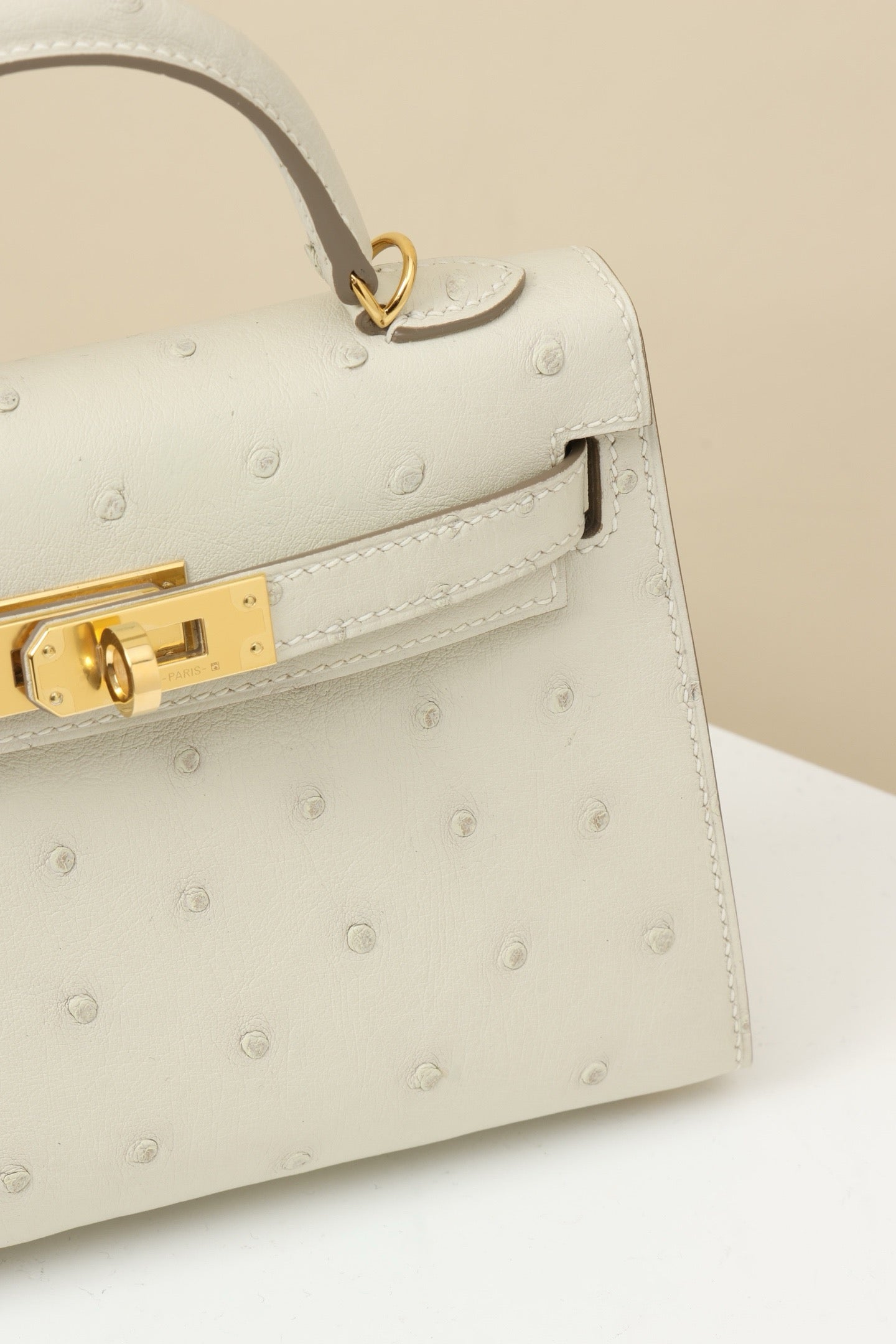 KL19 Glacier White #3833