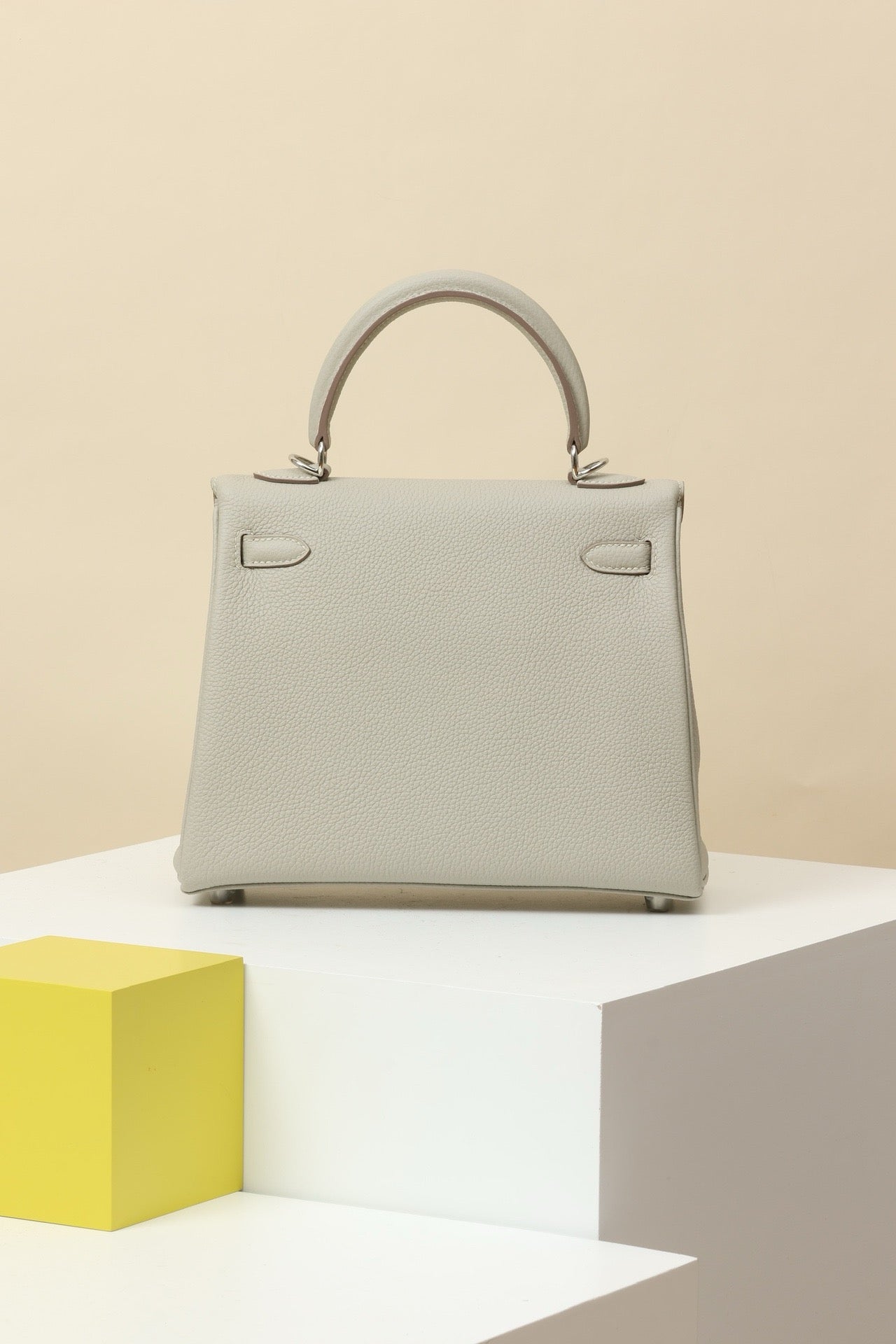 KL25 Pearl Gray #3704