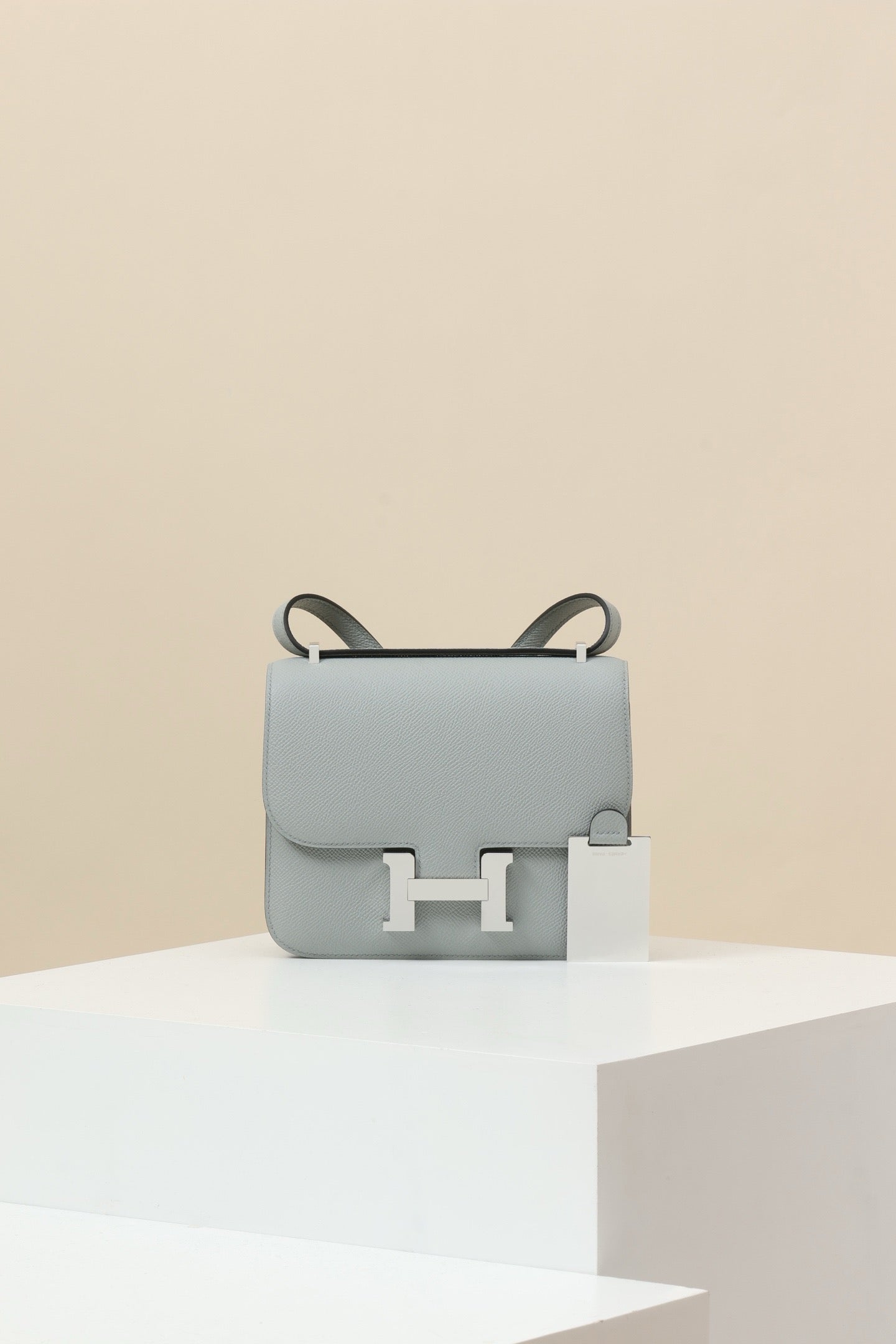 M CJ19 19 cm ,  Puppet Grey Epsom leather PHW #4314