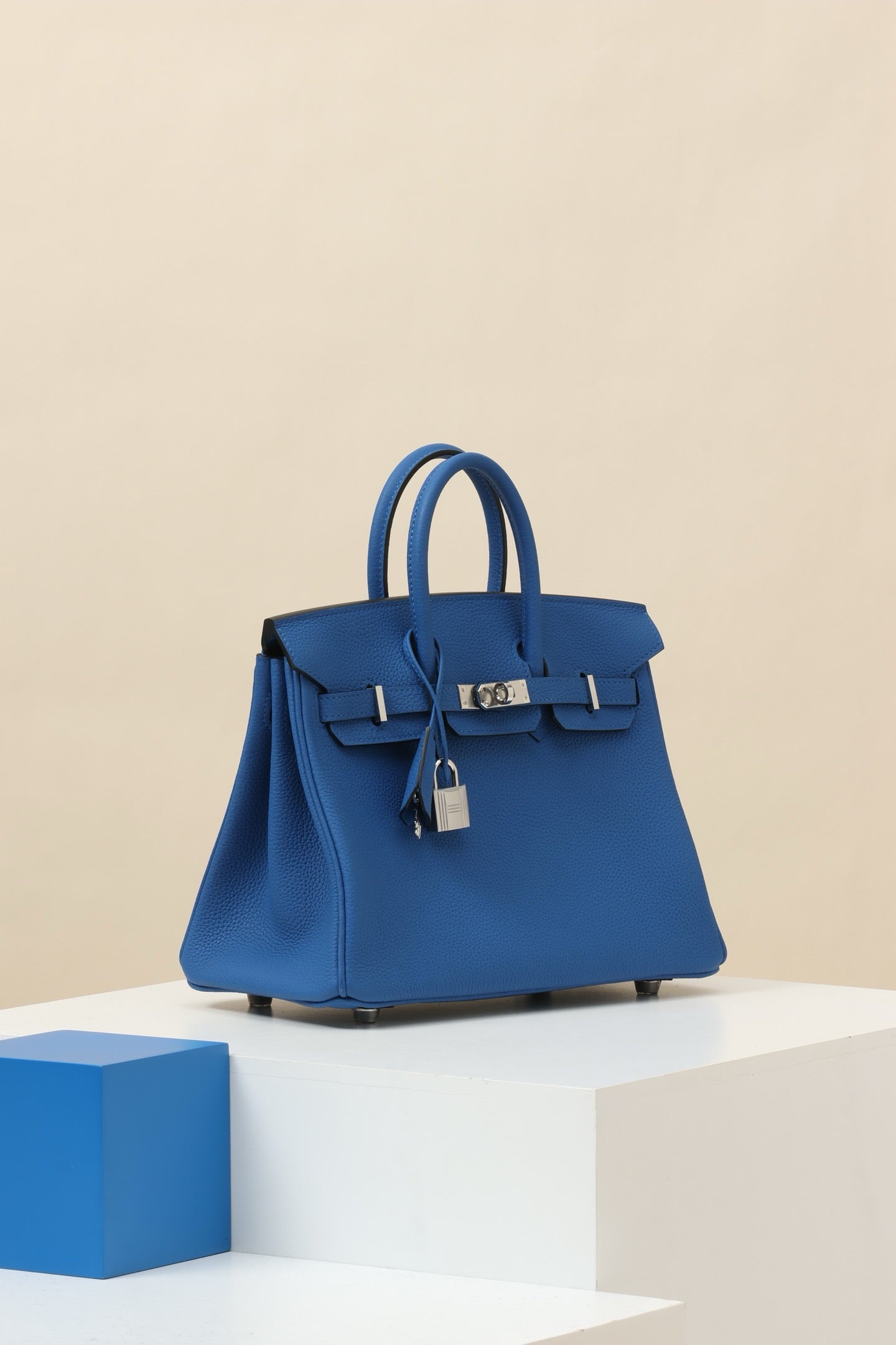 BK25 French Blue #3847