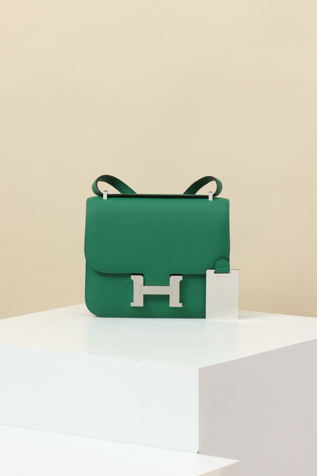 CJ19 19 cm , Velvet Green Epsom leather PHW #4324