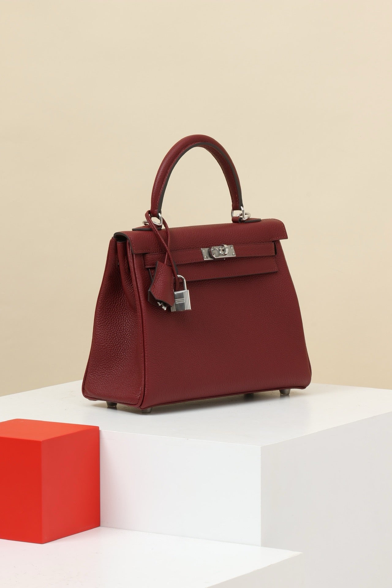 KL25 Red Color #3734