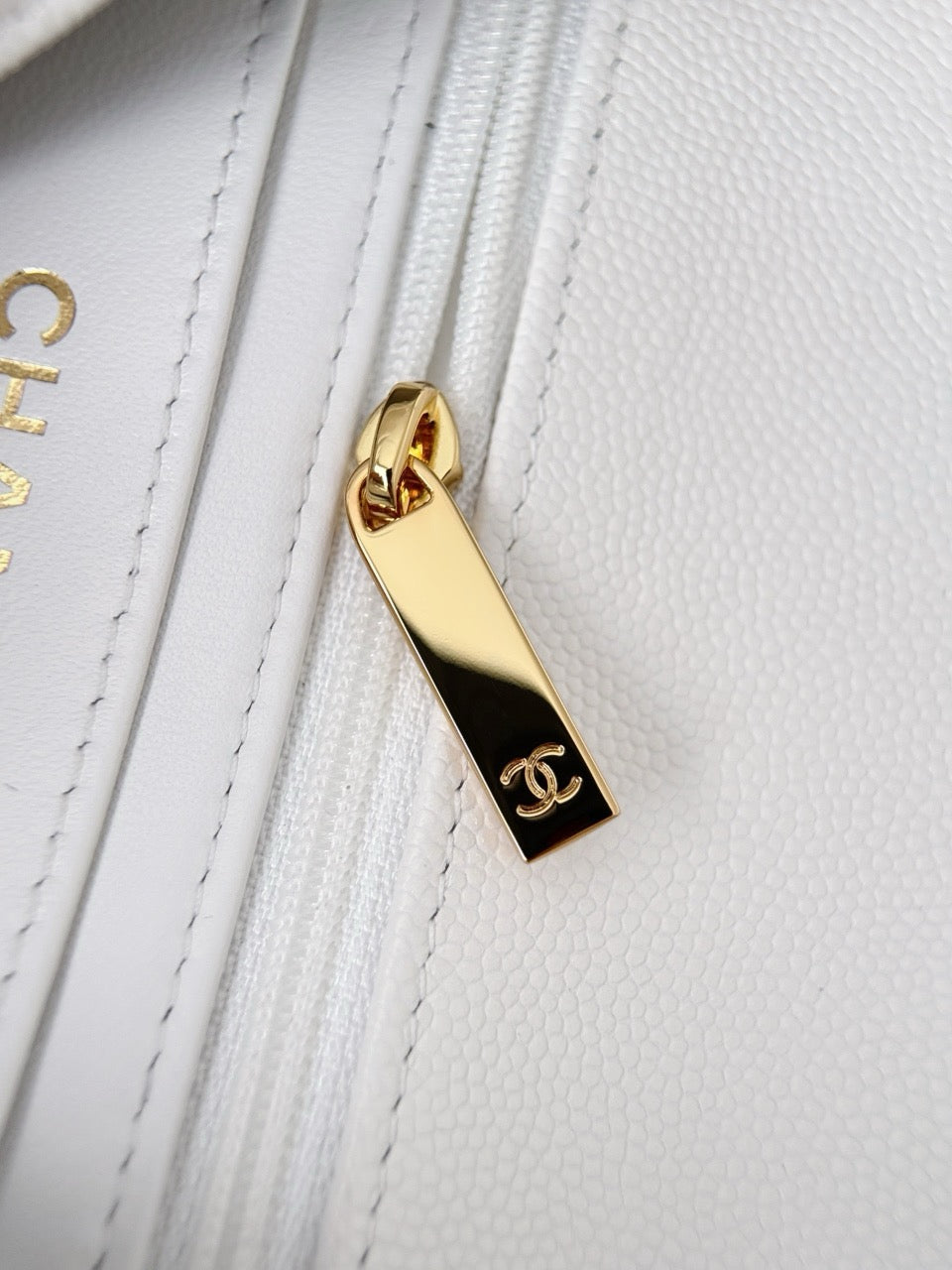 Cf20 Gold Hardware   #4682