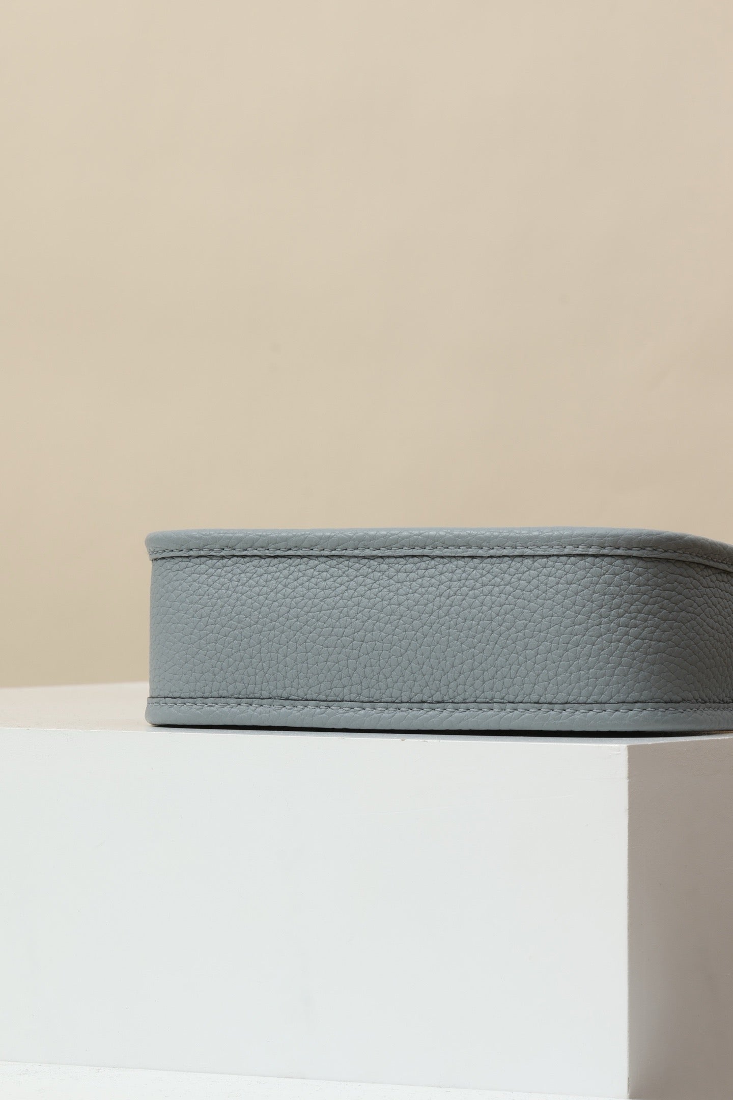 YF16 P0 Puppet Grey, Clemence bull leather crossbody bag  , PHW #4403