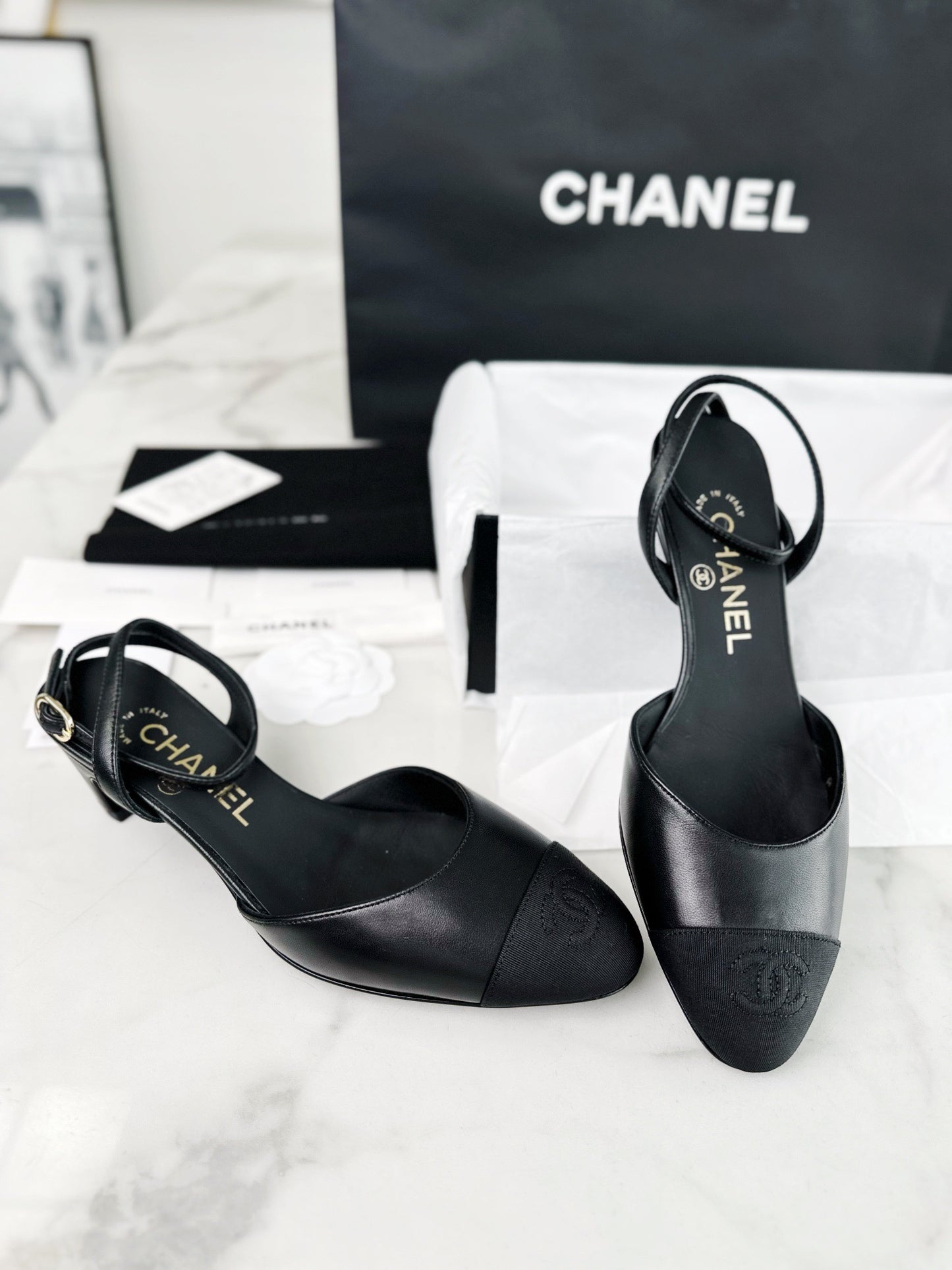 24s Sandal #366