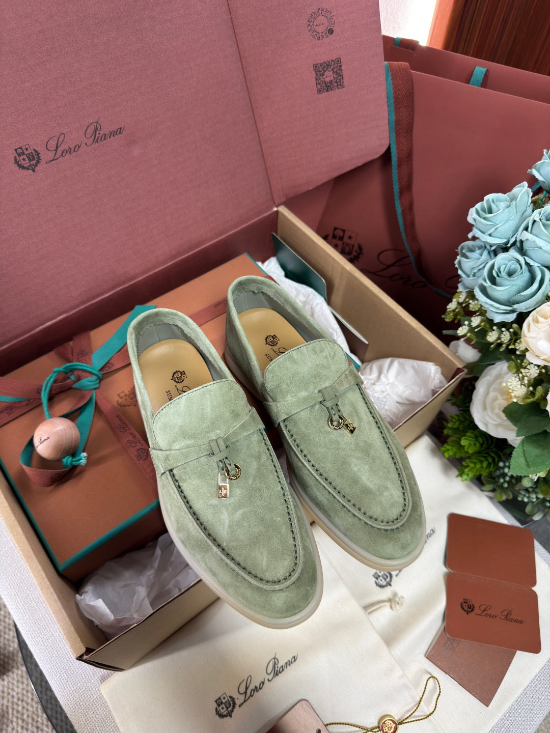 Summer Charms Walk Loafer #2028