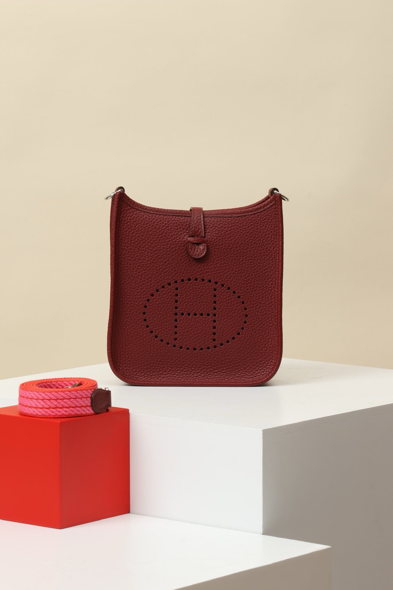 YF16 55 Res ,Clemence bull leather crossbody bag  , PHW #4415