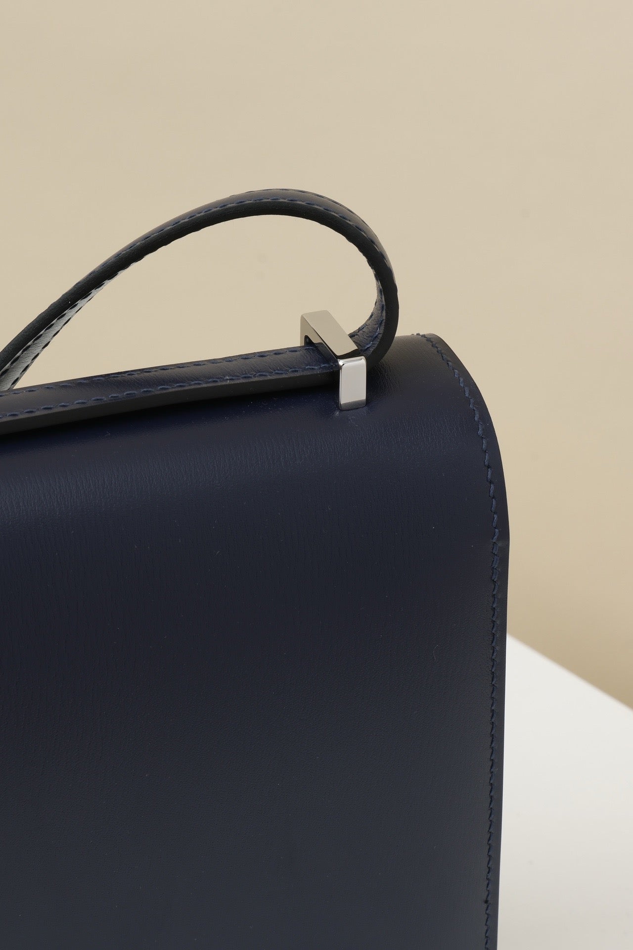 CJ19 19 cm ,  Sapphire Blue Box leather PHW #4292