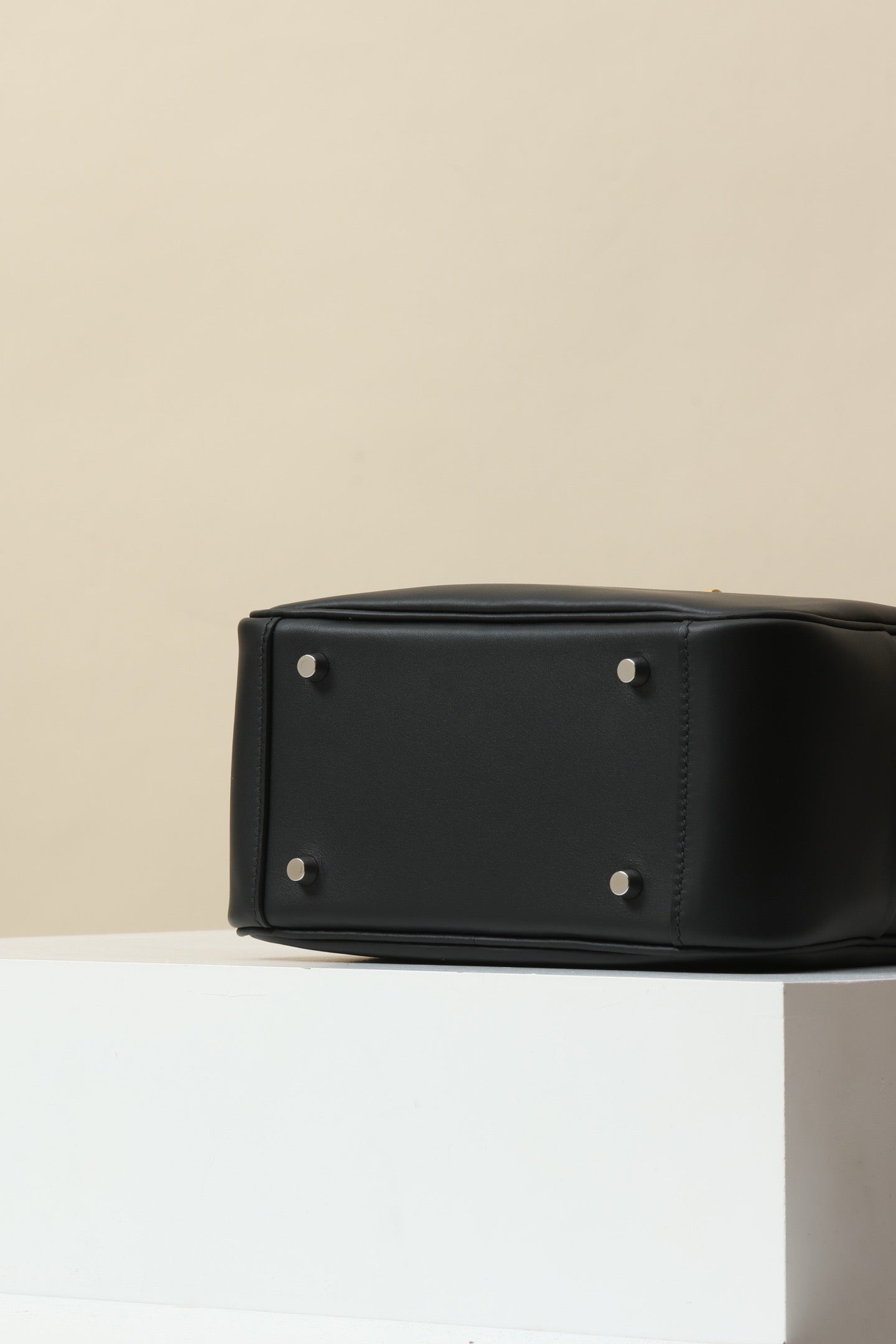 LD19 , Swift  , CK89 Black  Gold / Palladium-Plated  #4628