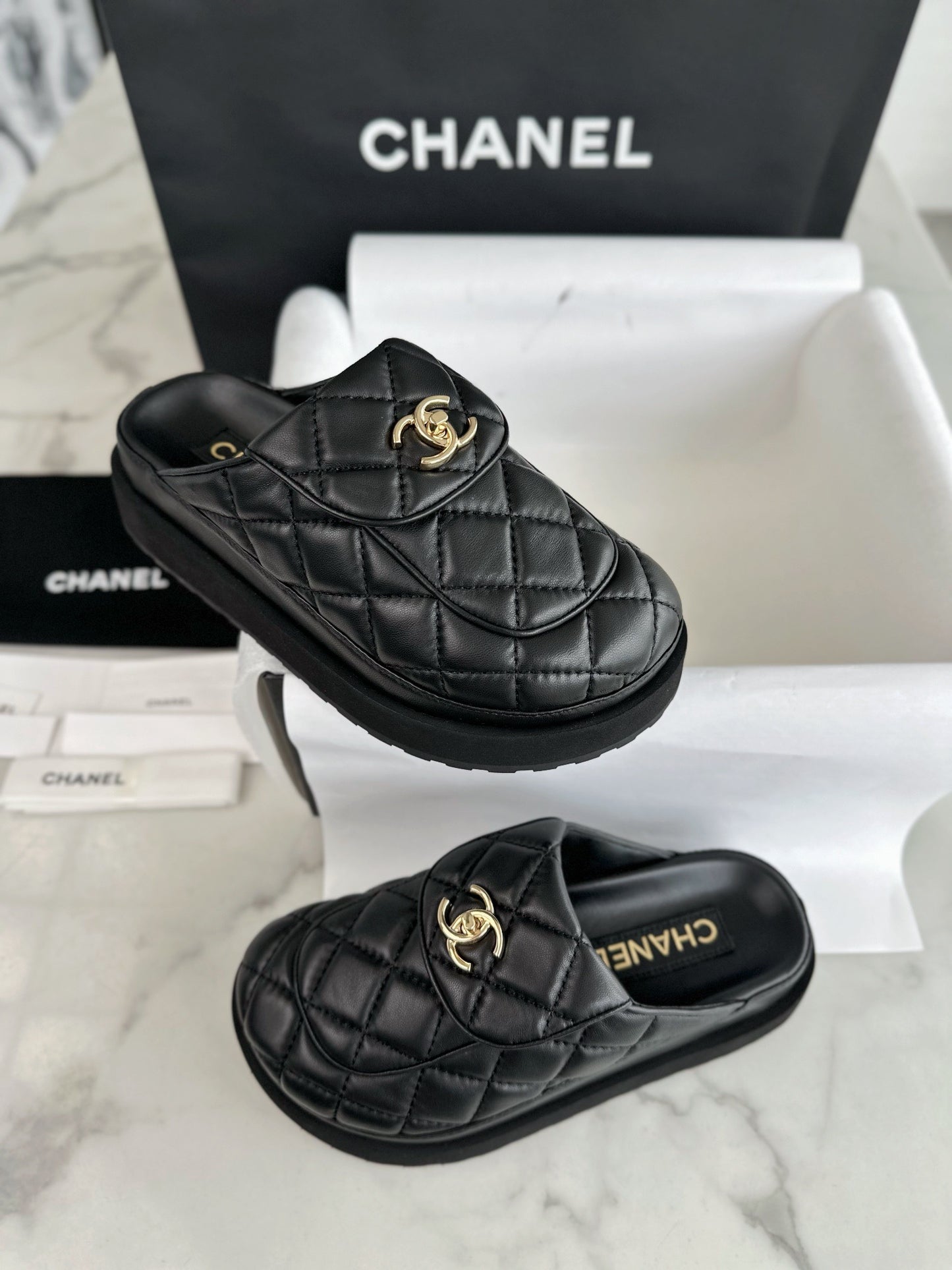 24s Sandal #369