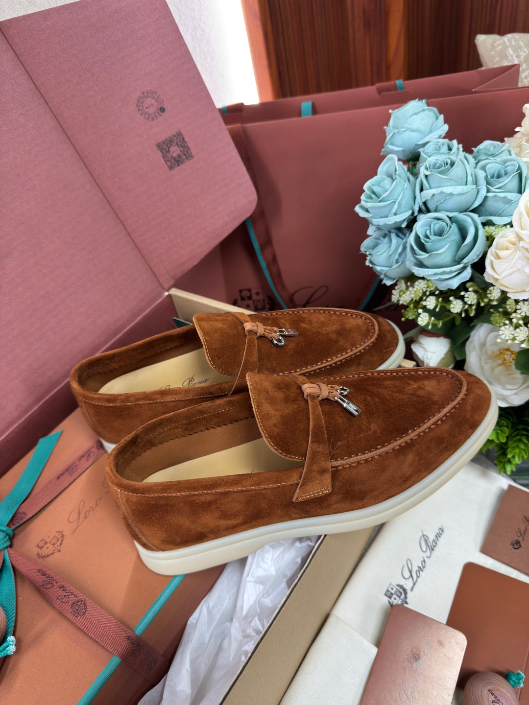 Summer Charms Walk Loafer #2020