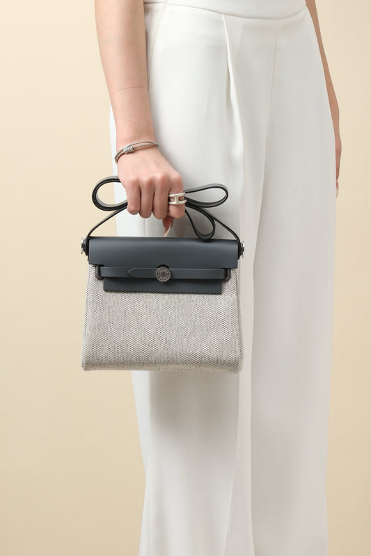 HB20 85 Gris Ardoise Canvas and Hunter Leather Shoulder Bag PHW #4647