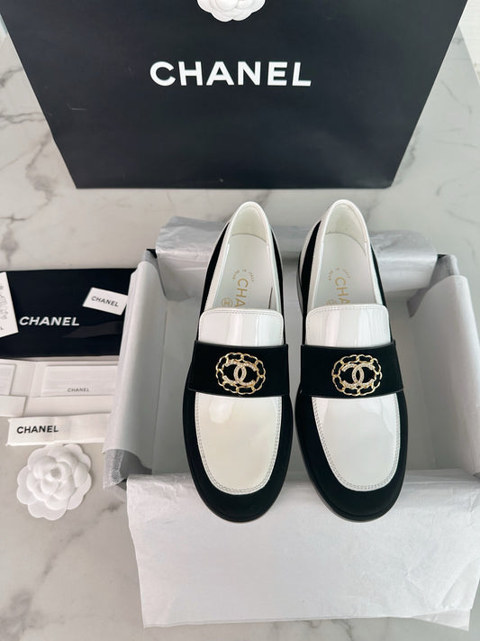 24s loafer #2470