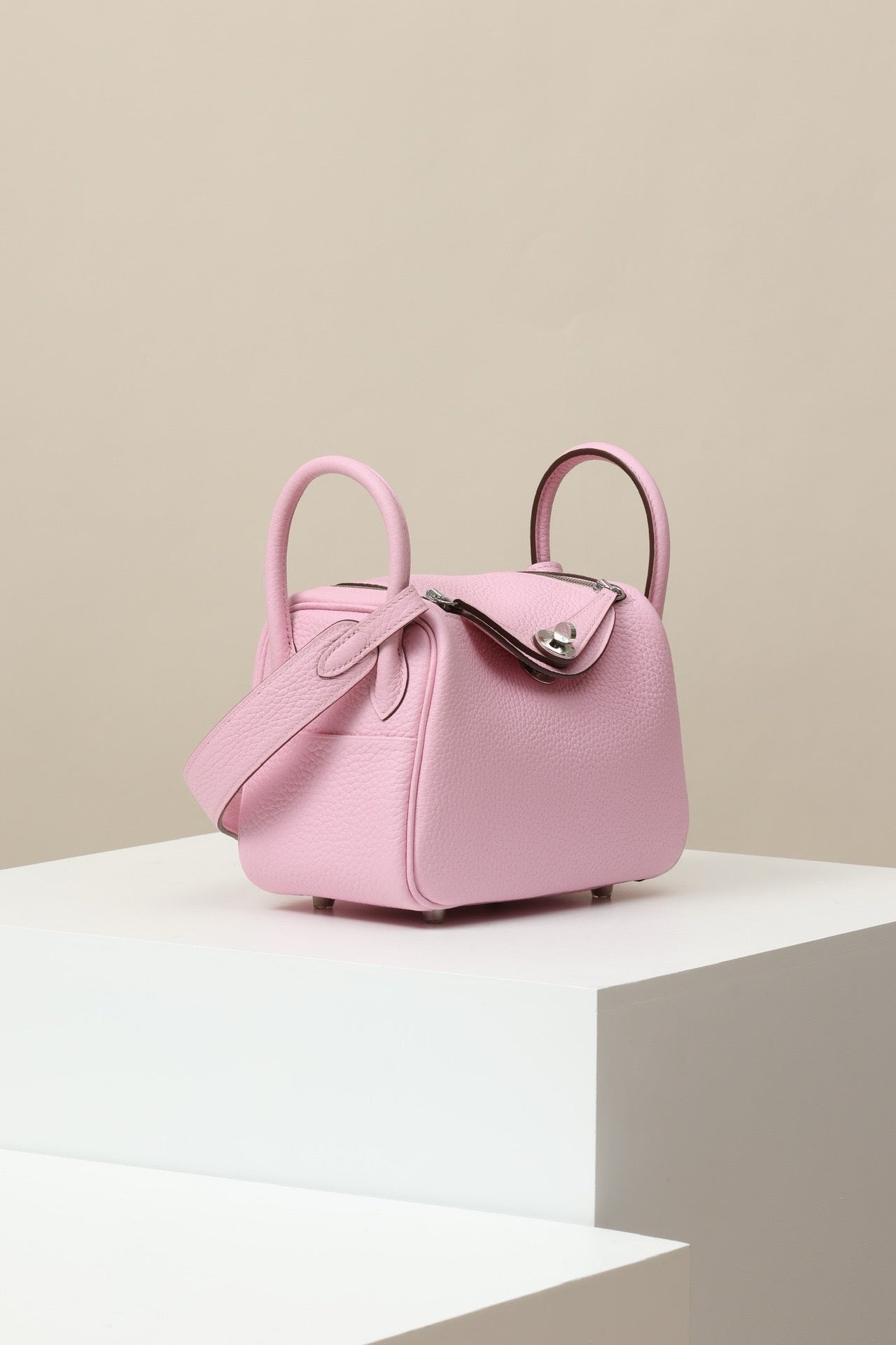 LD19 , Togo , X9 Mauve Sylvestre  PHW #4604