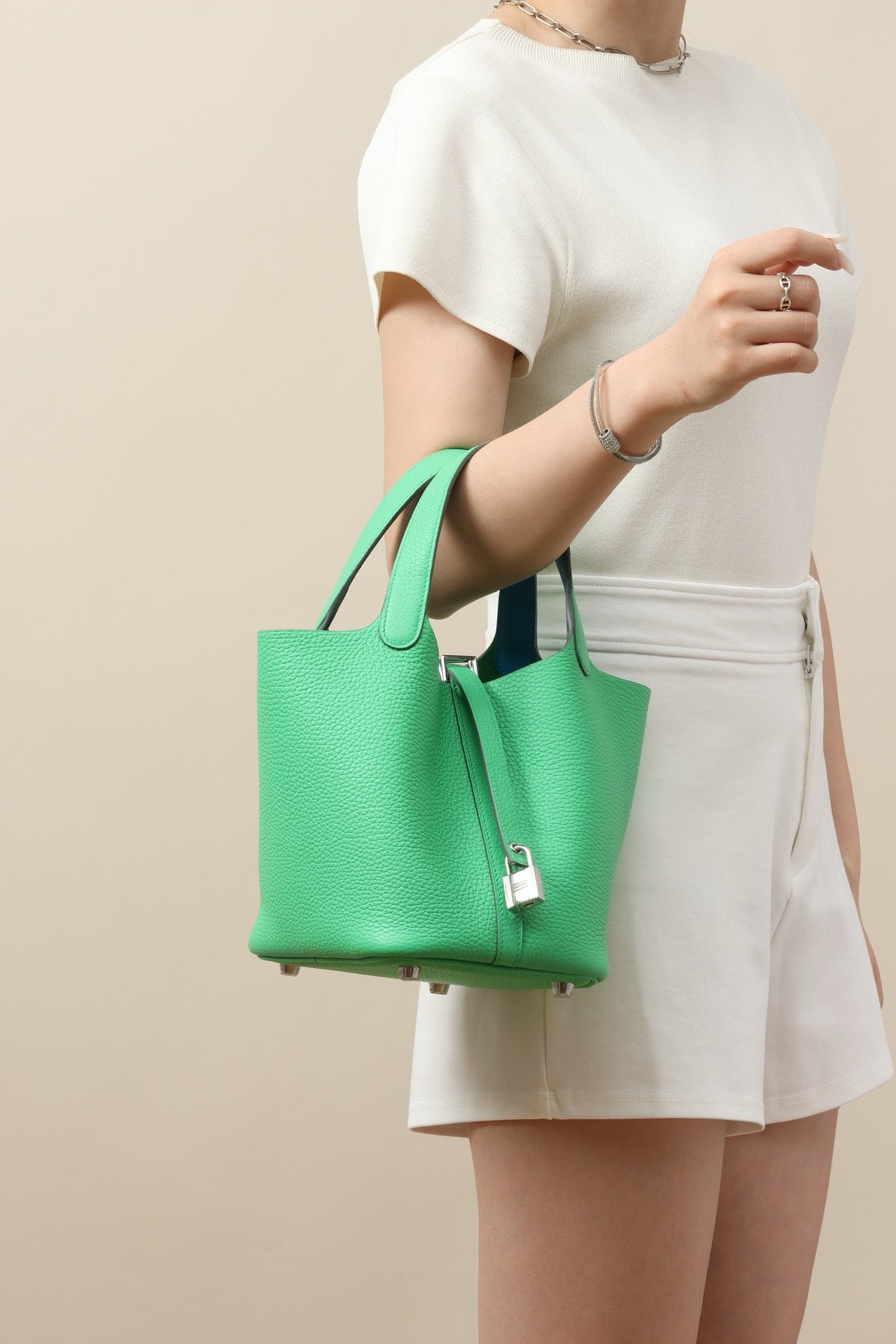 CL18 OZ Comic Green / 0F Florida Blue PHW #4062