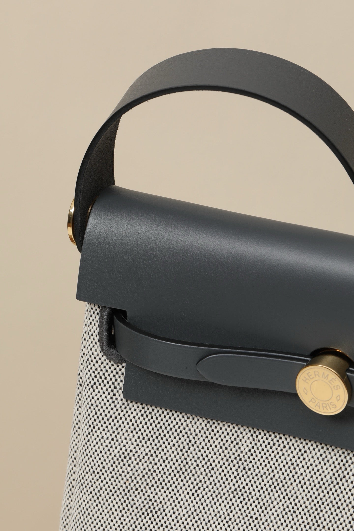 HB20 85 Gris Ardoise Canvas and Hunter Leather Shoulder Bag GHW #4646