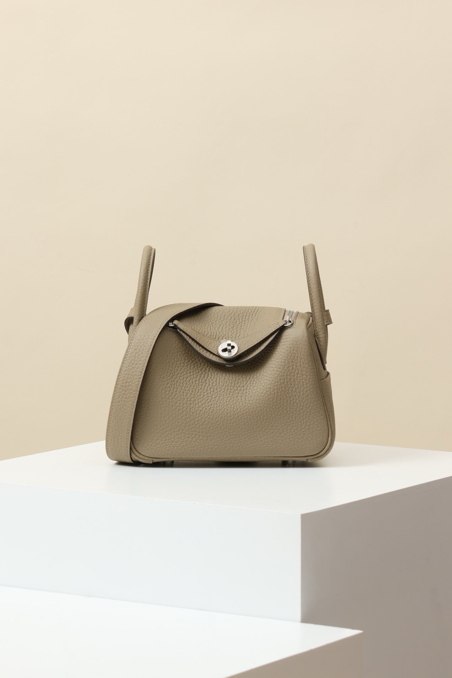 LD19 , Togo 8Q Malfa Beige PHW #4556