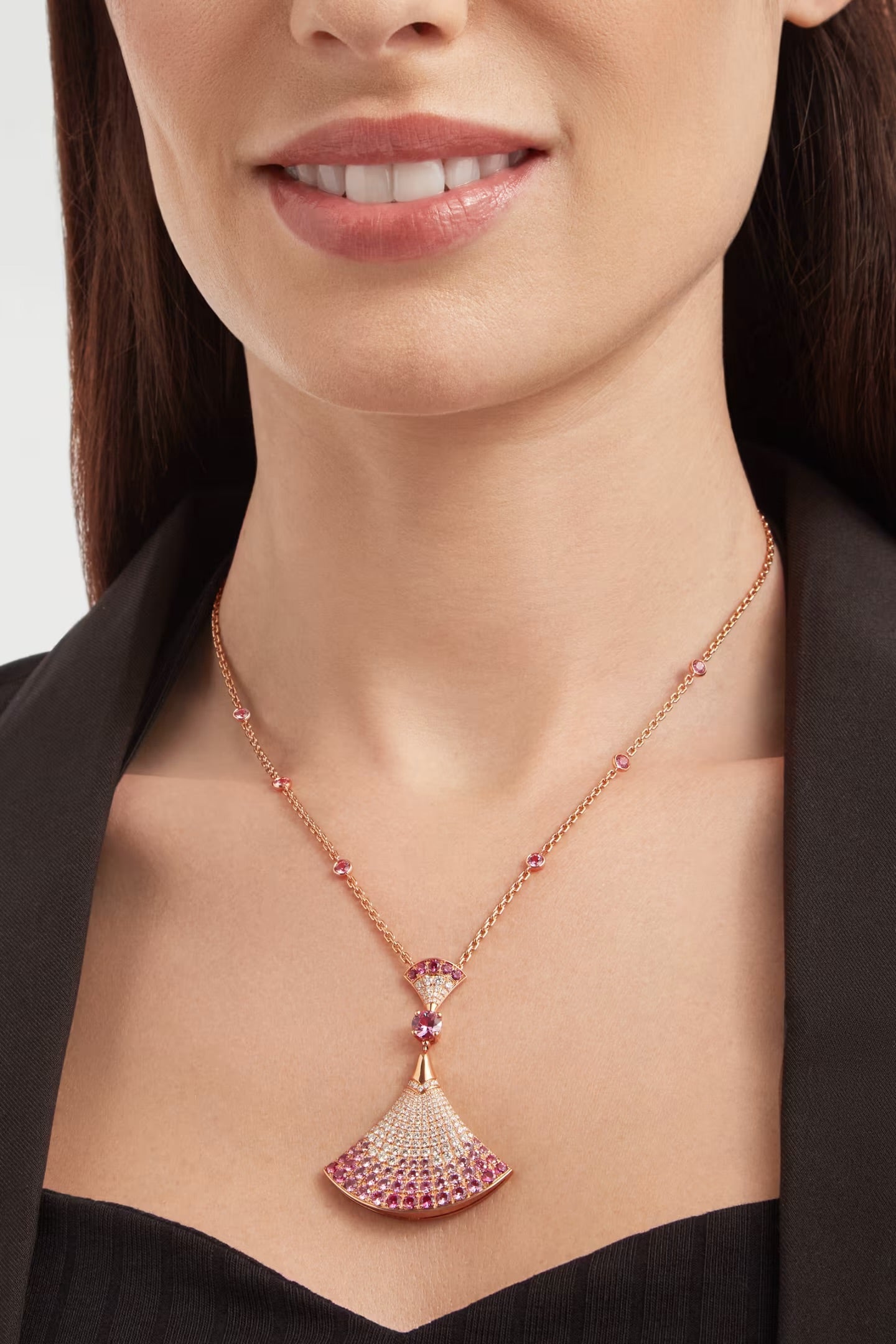 سلسال بولقاري ذهب عيار18 , الوزن 19.6 جرام ، الماس vvs1