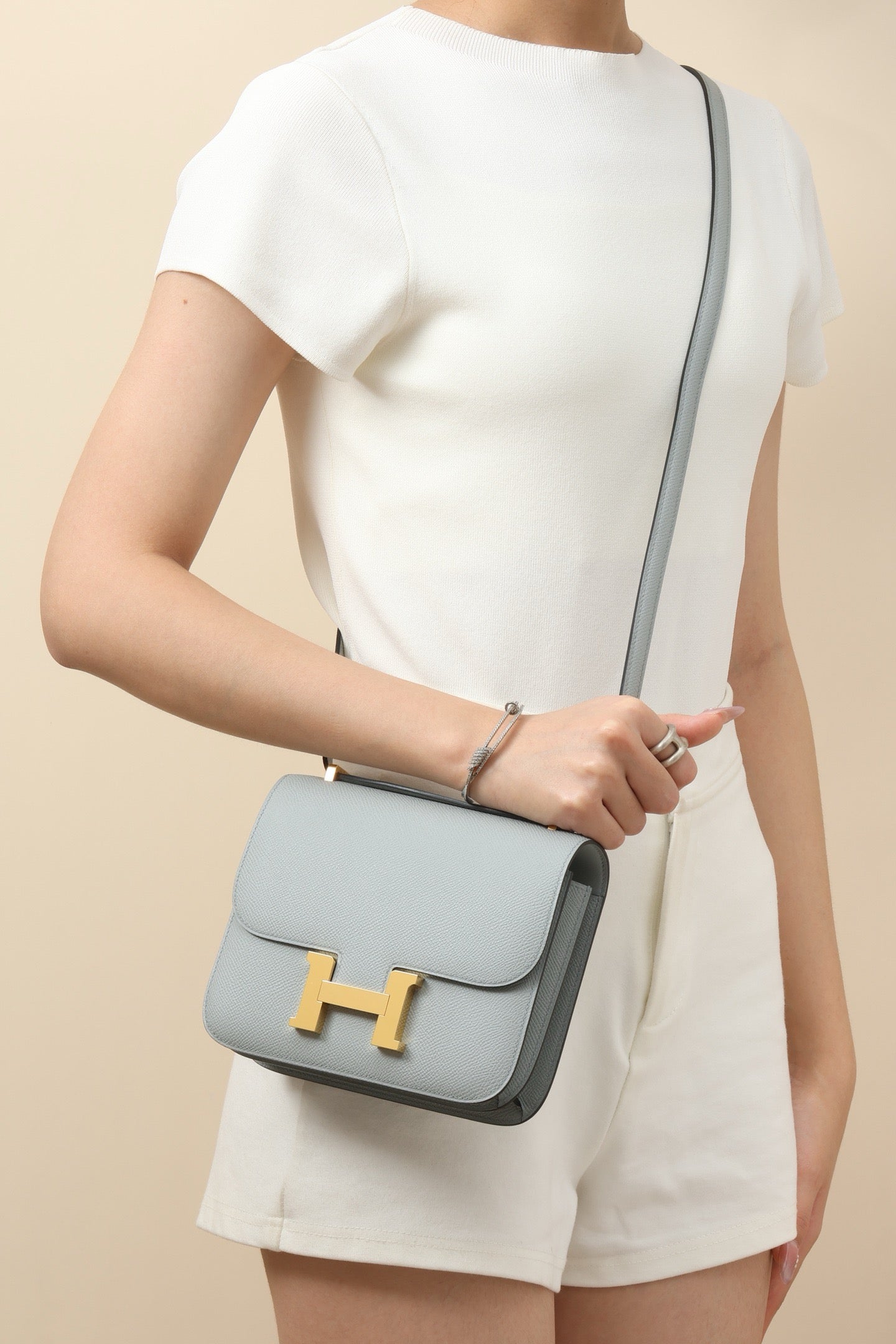 CJ19 19 cm ,  Puppet Grey Epsom leather GHW #4314